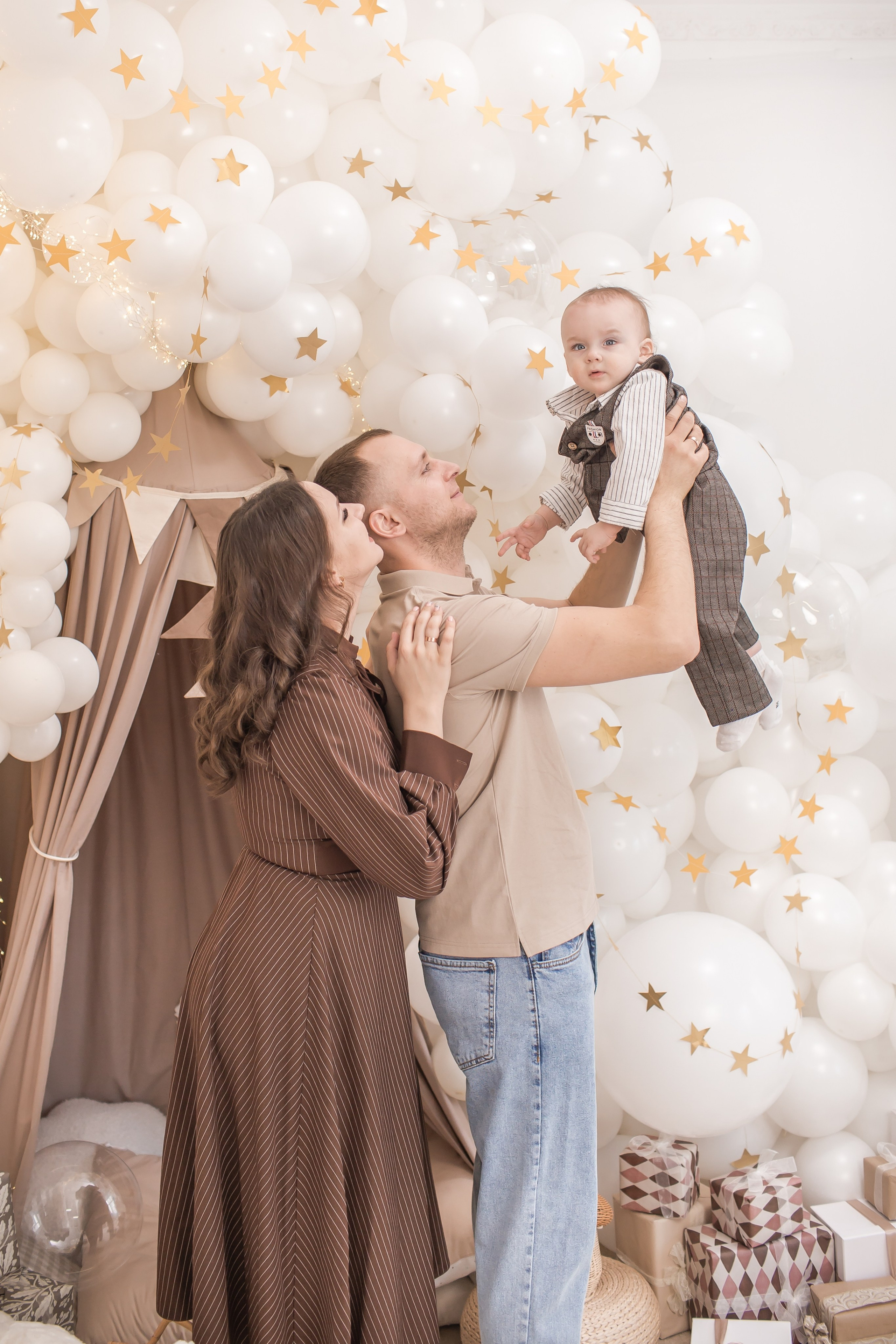 СЕМЕЙНЫЕ кадры. Детский семейный фотограф на первый годик город Новосибирск Дымова Светлана пакеты всё включено 1-3 года