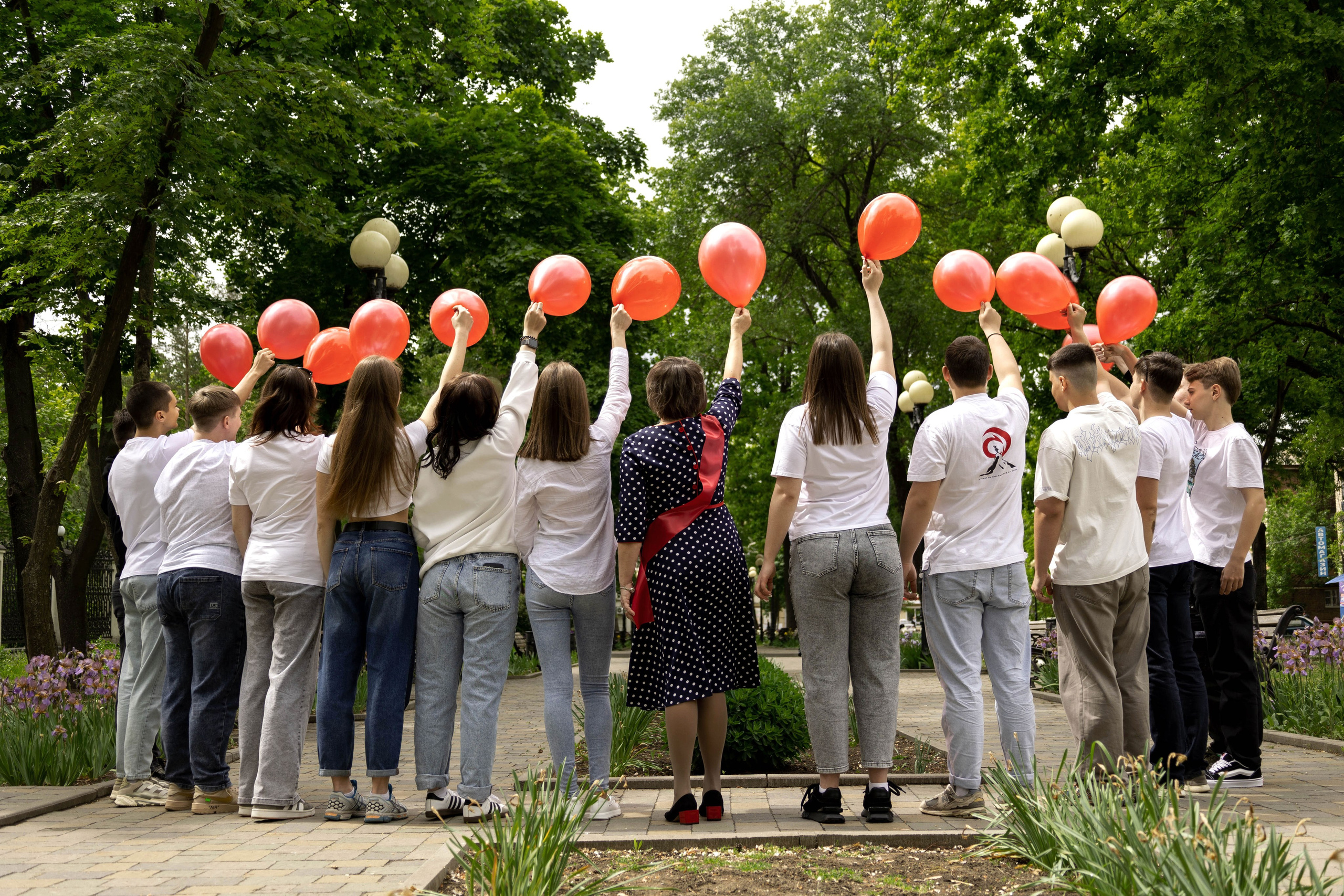 Школа № 4. 11 класс. Фотограф Донецк. Горловка. ДНР. Севастополь