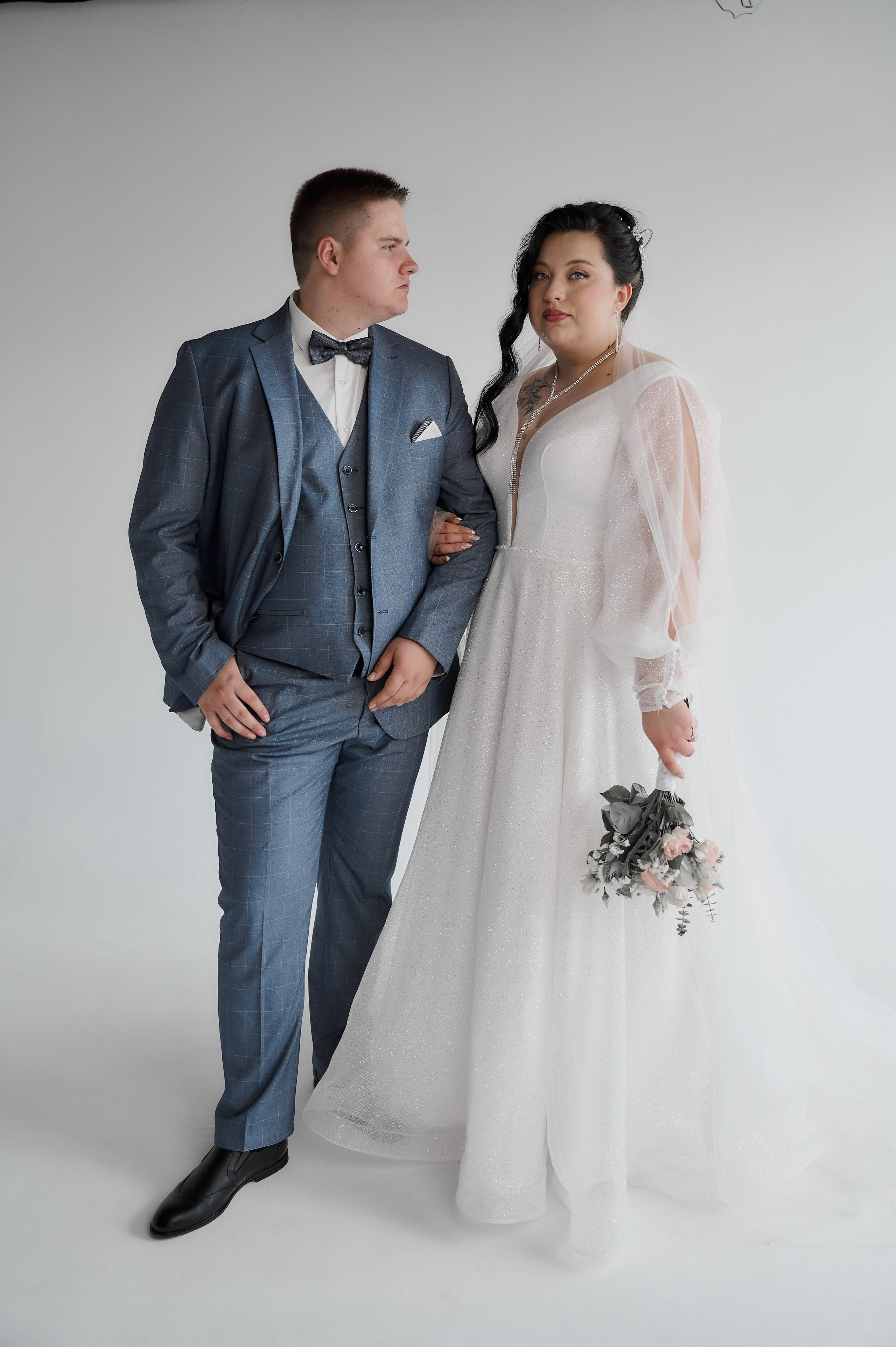 Свадебная фотосессия в студии. Свадебный фотограф в Туле Никита Беляев