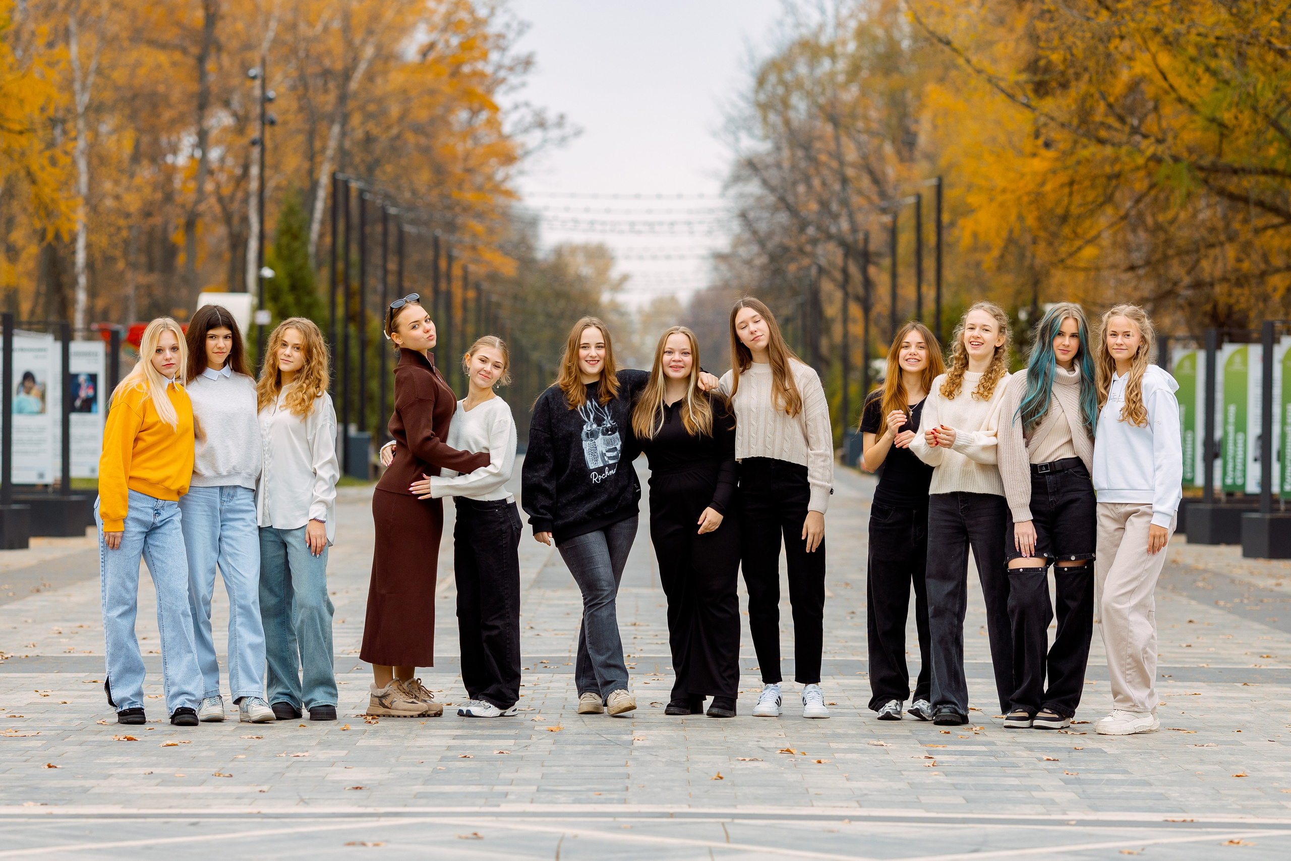 СТАРШАЯ ШКОЛА. Фотокомпания «Алые паруса» выпускные альбомы Москва и МО