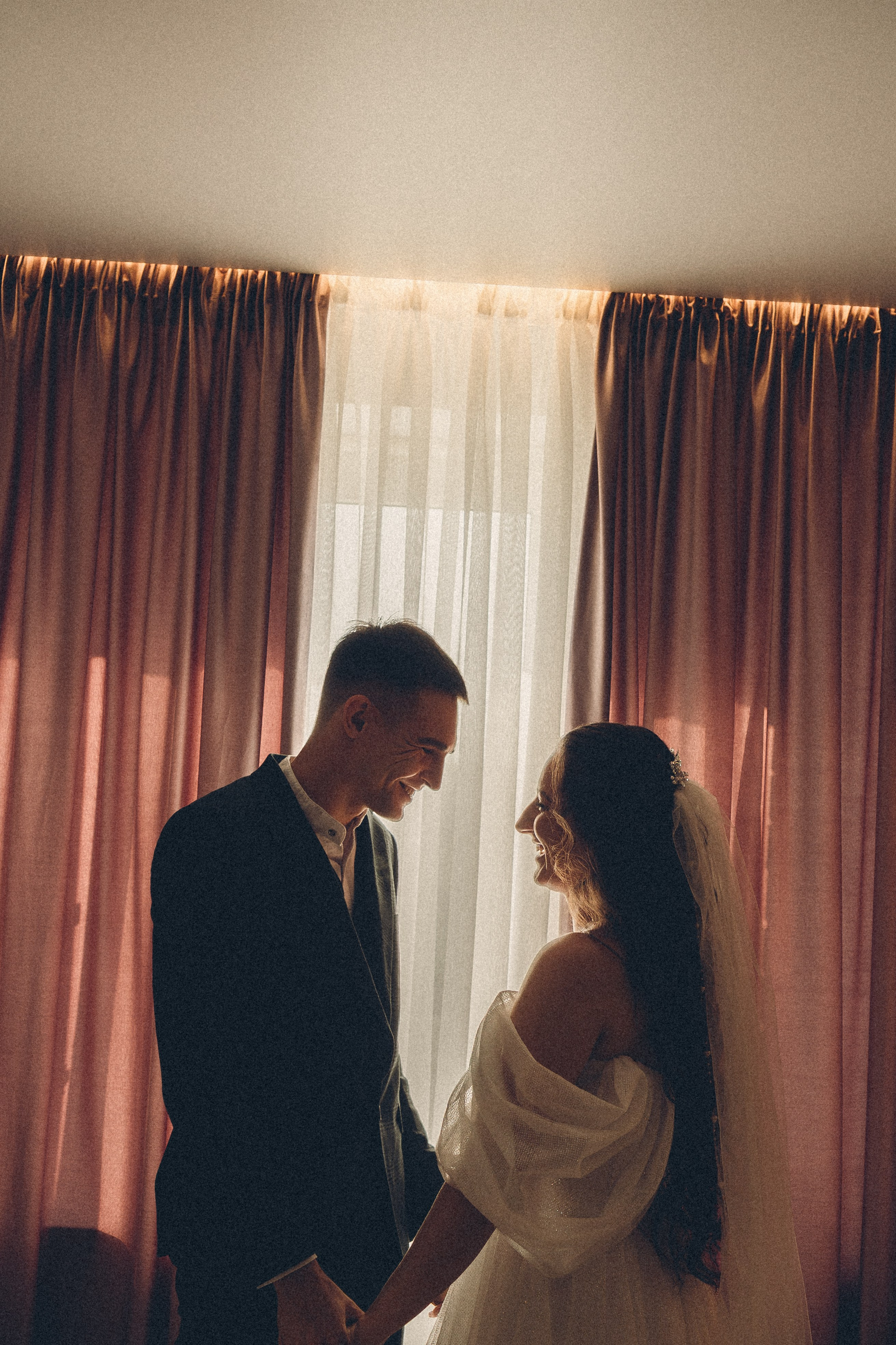 СВАДЕБНАЯ СЬЕМК В ПАРКЕ 300-ЛЕТИЯ. Профессиональный фотограф, Санкт-Петербург — Виктория Богомолова