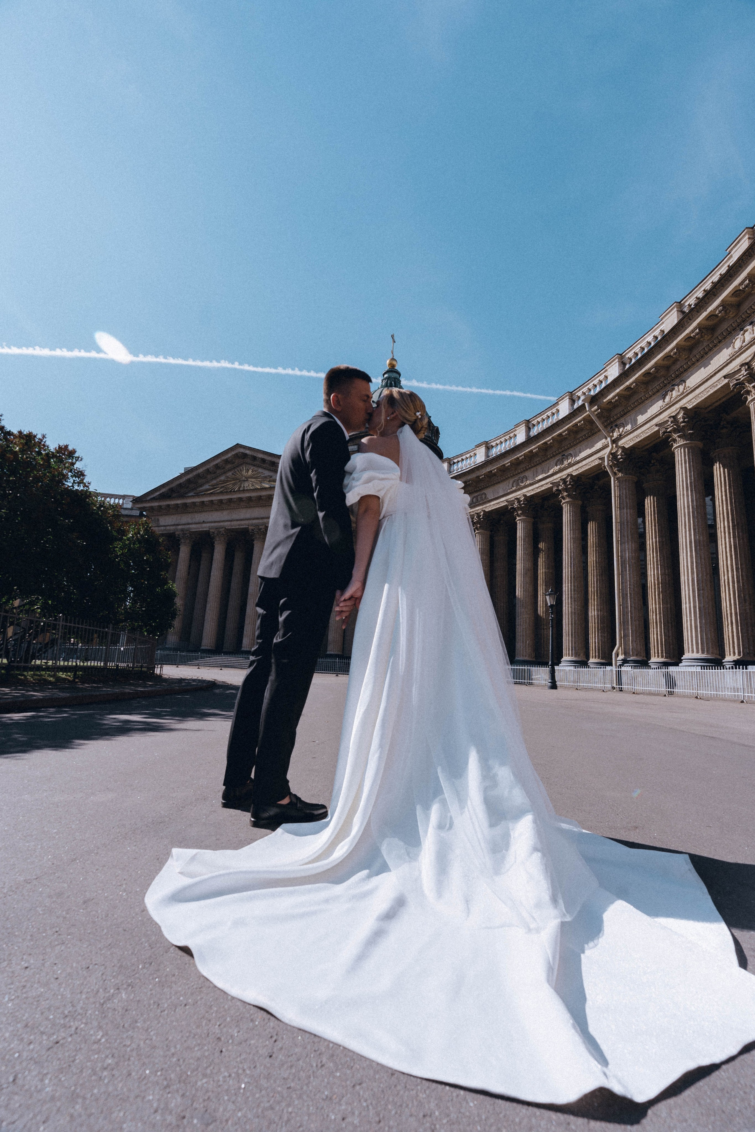 СВАДЕНБНАЯ СЬЕМКА НА КАТЕРЕ ПО КАНАЛАМ САНКТ-ПЕТЕРБУРГА И В АКВАТОРИИ НЕВЫ. Профессиональный фотограф, Санкт-Петербург — Виктория Богомолова