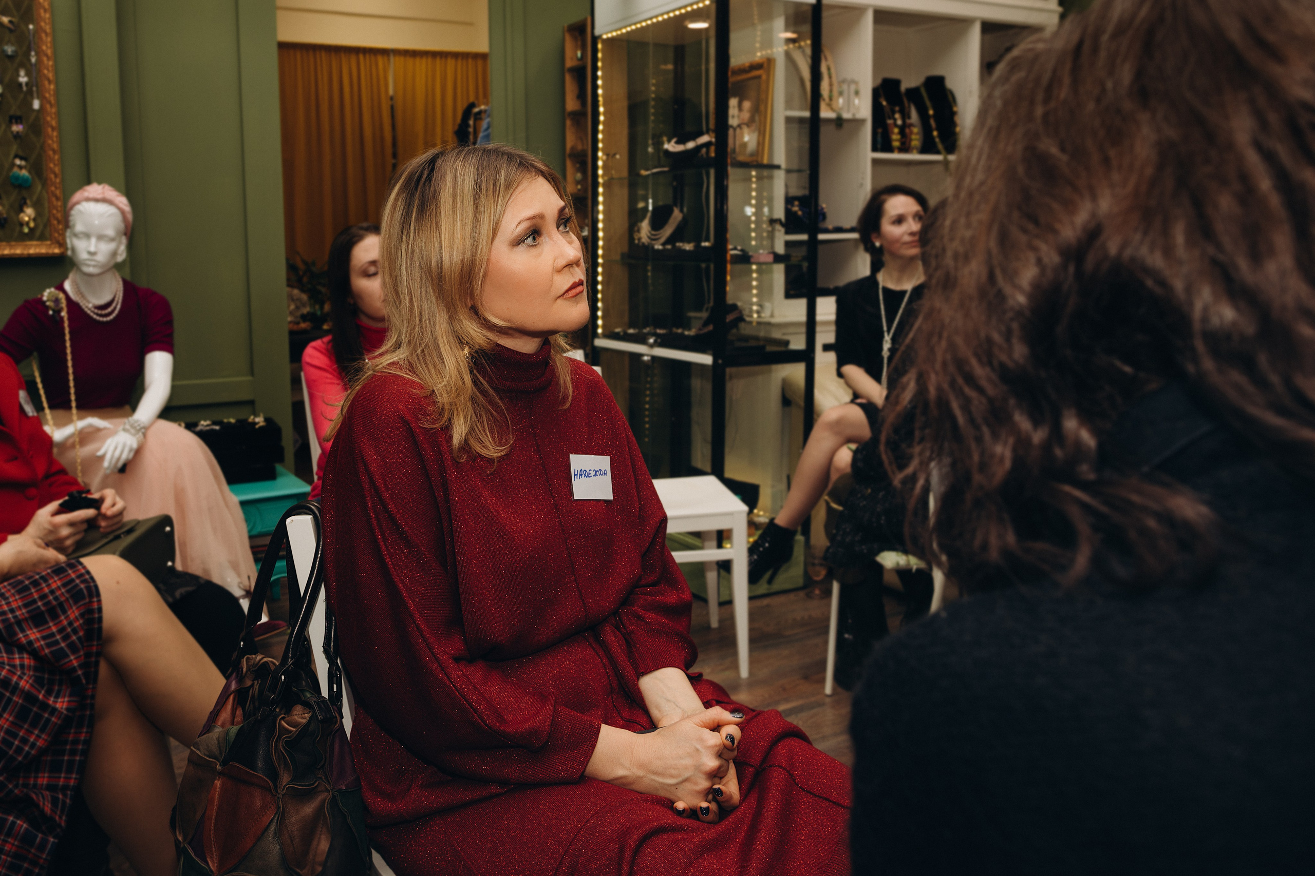 Тренинг. Встреча клуба, украшения. Портретный фотограф в Москве и МО Зимина Татьяна