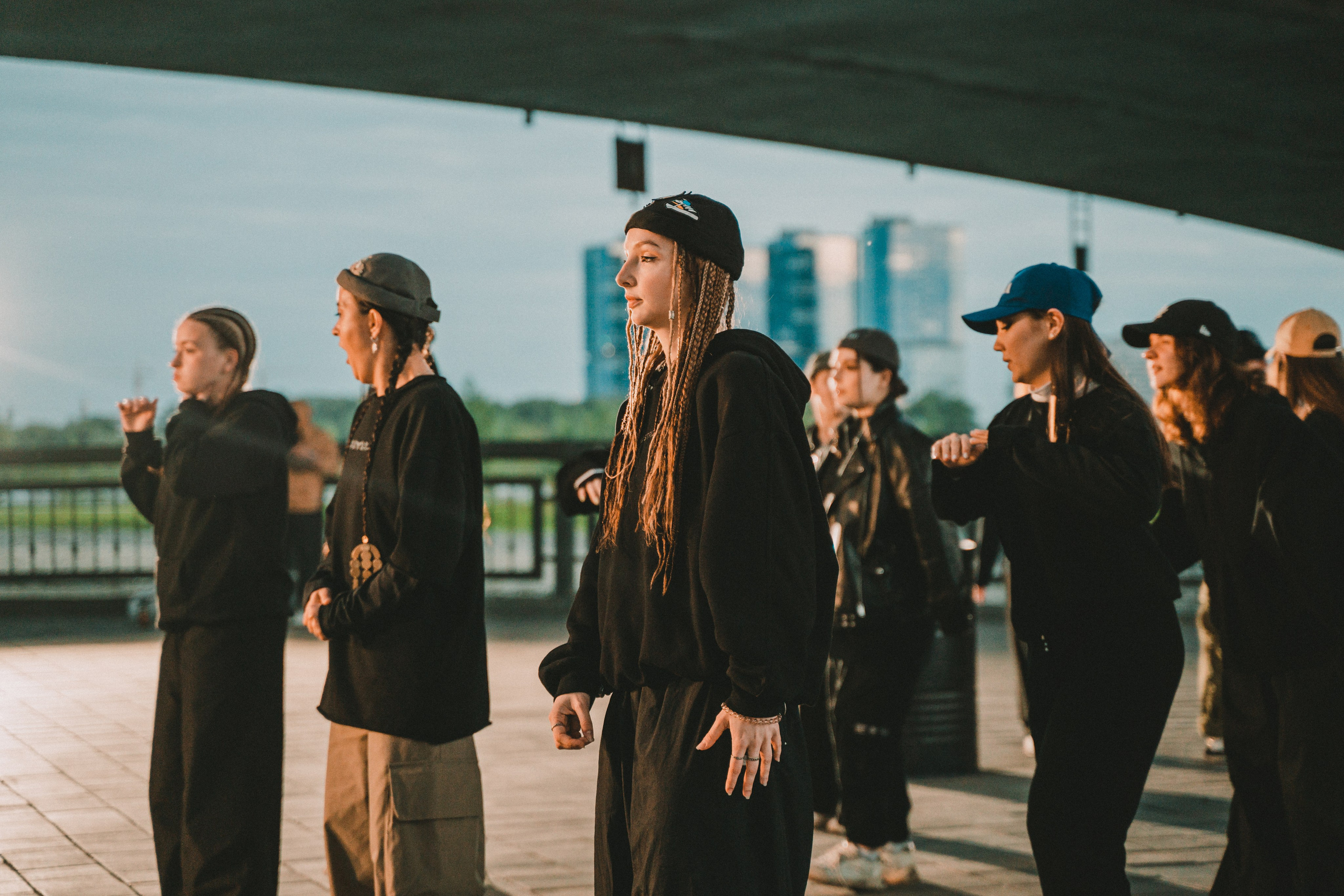 Бэкстейдж съемок клипа «Шулай». Главная