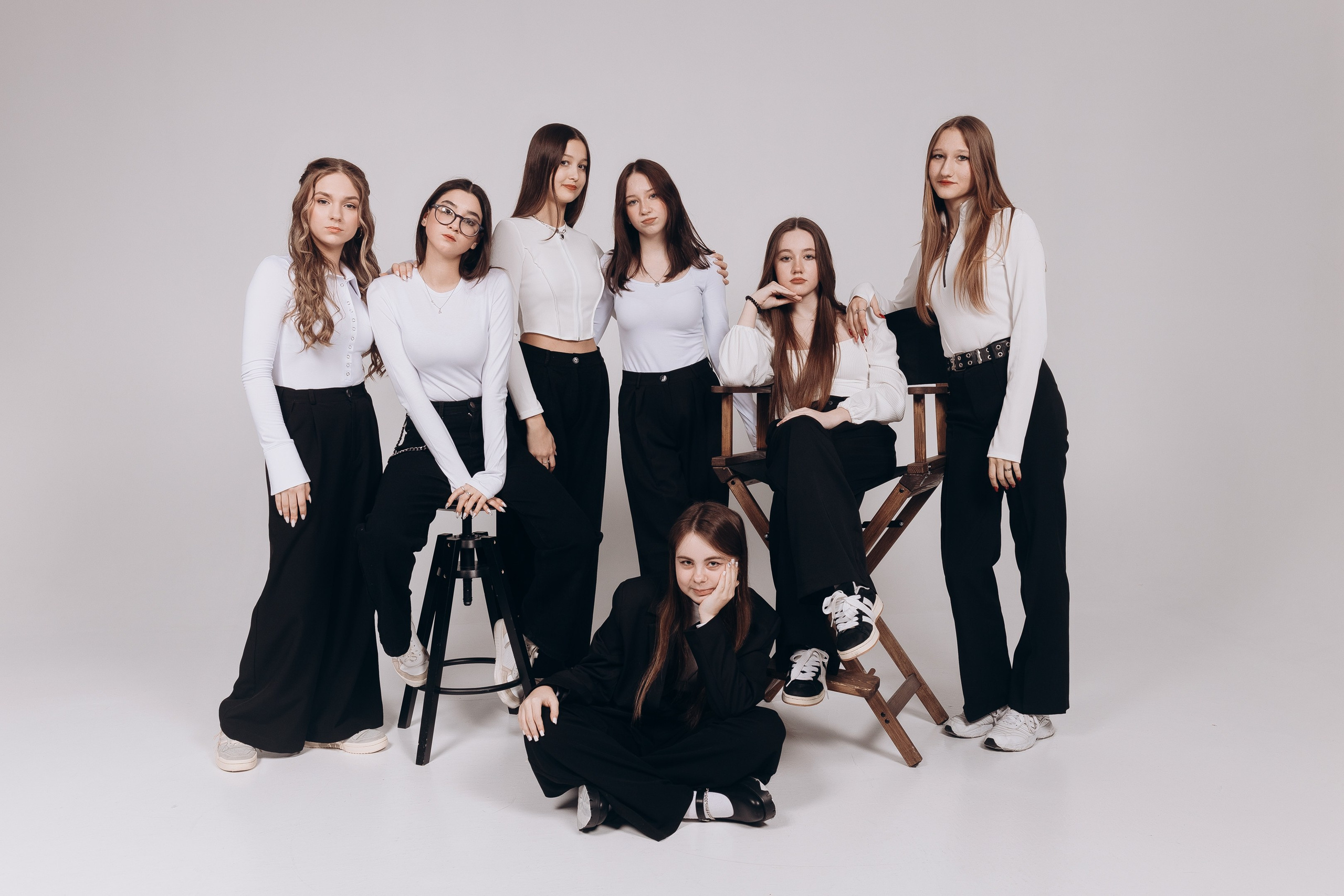 Групповые фотографии. BREAKBOOK | Выпускные альбомы в Пензе и Пензенской области