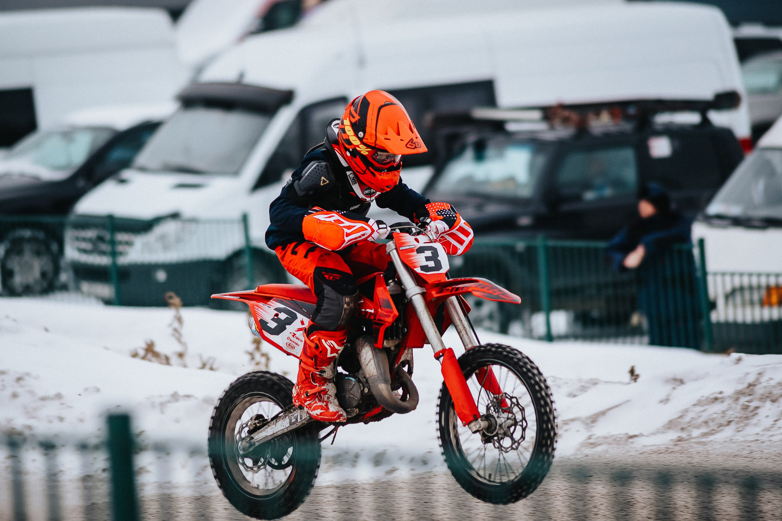 29.12.2024 — Праздничная тренировка на мотоциклетной трассе Люскус. Репортажный фотограф в Кемерово