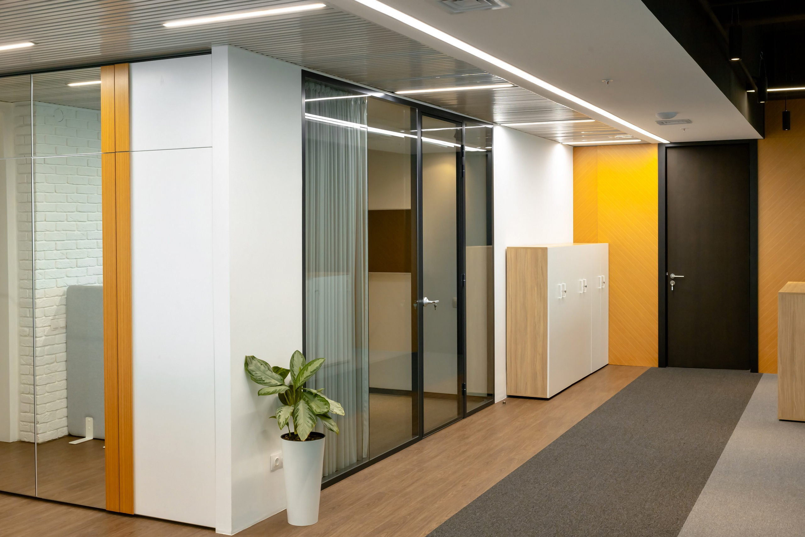 Mercure space. Репортажный фотограф в Алмате Чумаков Георгий