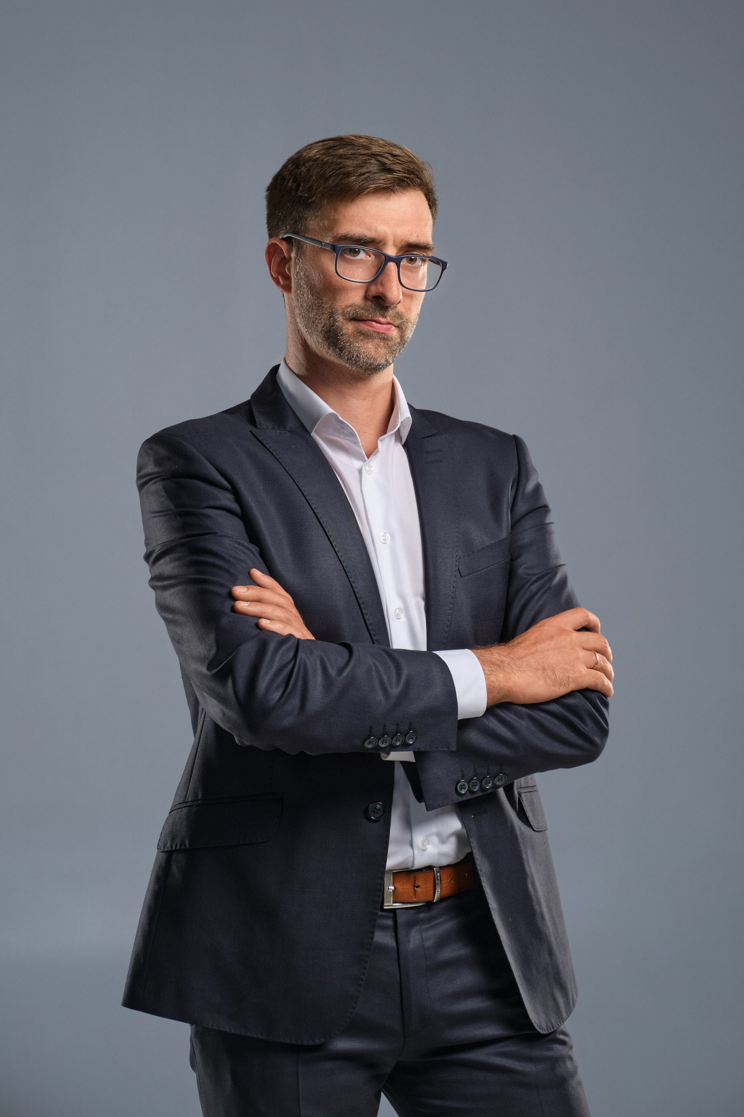 Деловой портрет для маркетолога Артема