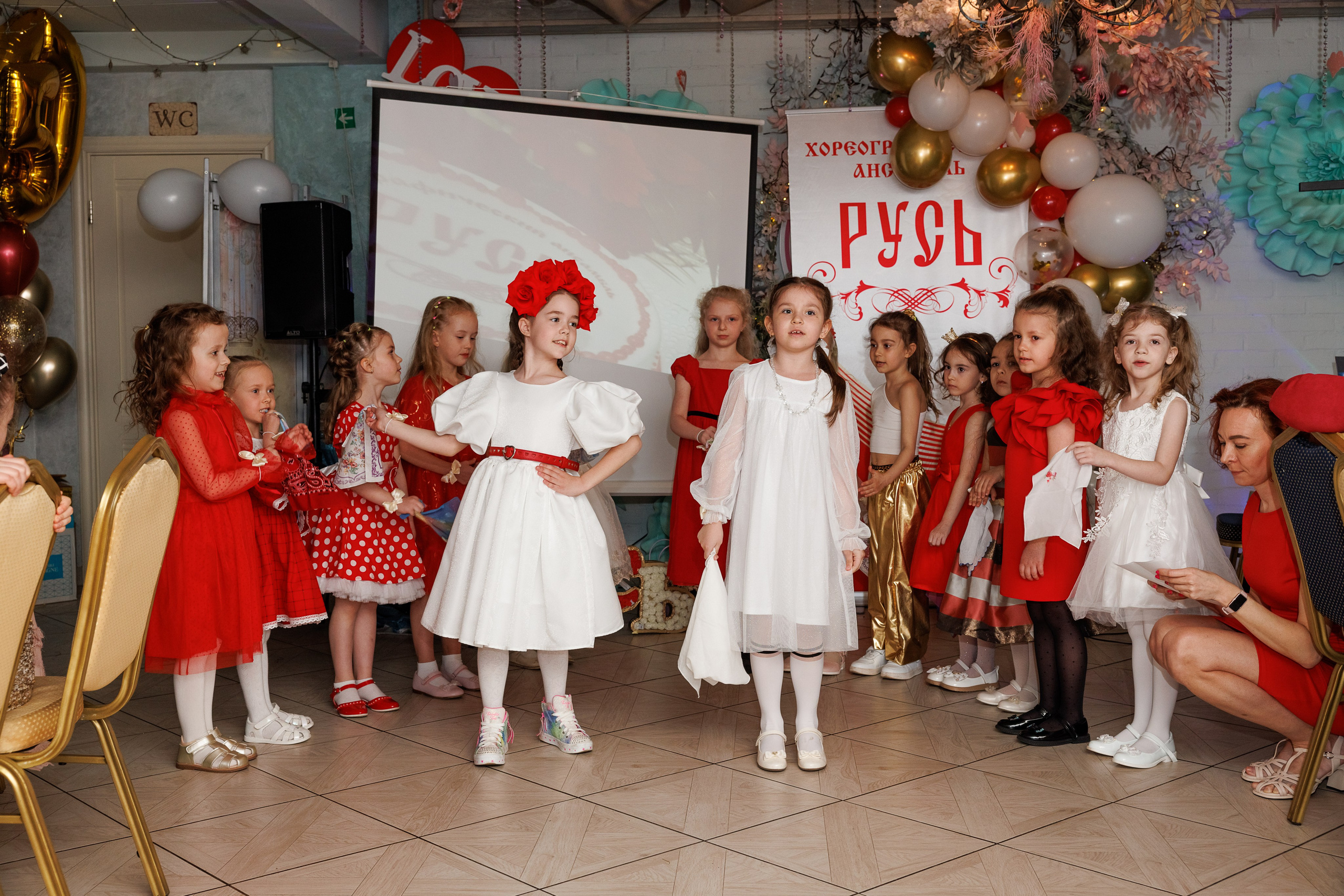 Юбилей ансамбля. Женский и семейный фотограф в Москве Павлова Галина