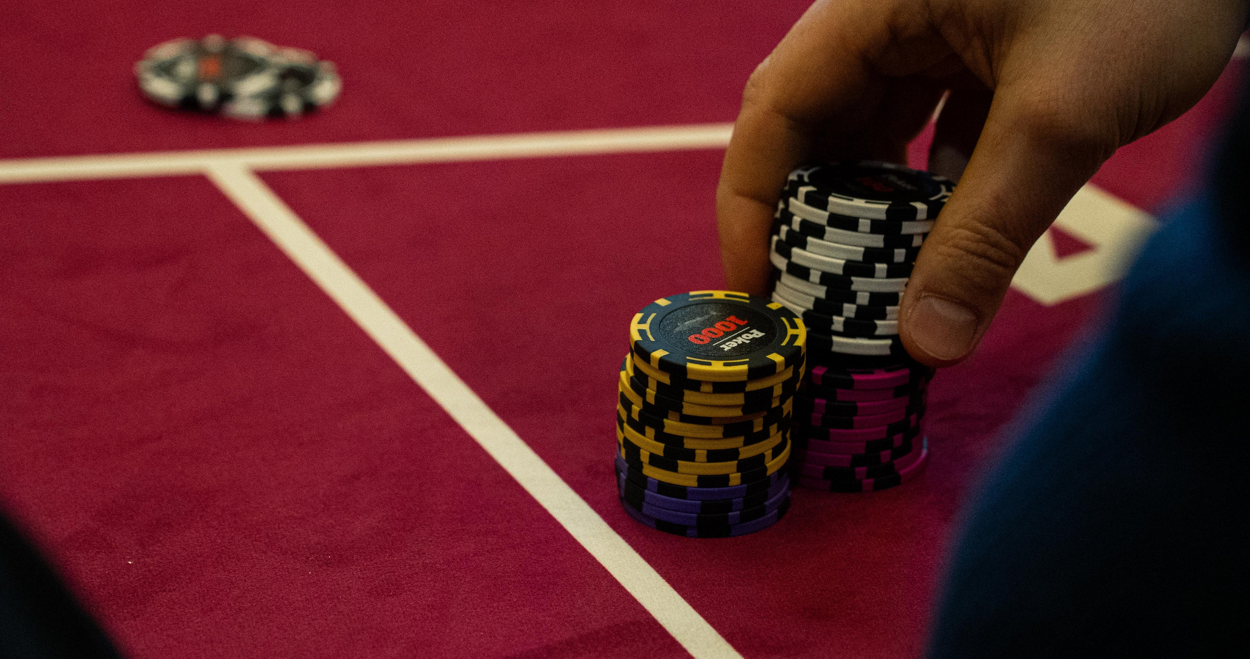 Joker Poker Club 28.02.2026. Коммерческий и художественный фотограф и видеограф в Москве Арсений Тургенев