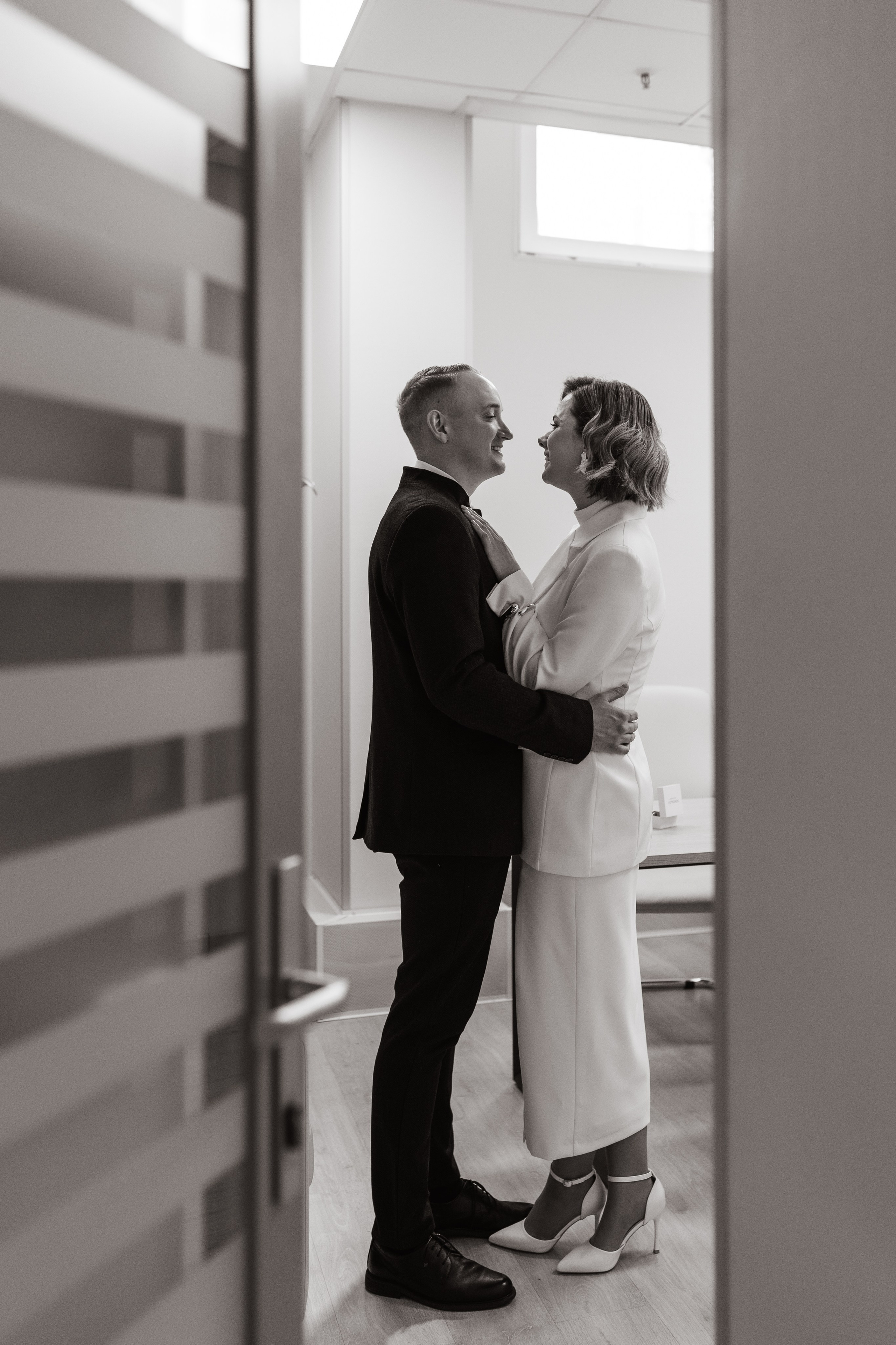 МФЦ + набережная. Свадебный фотограф Курзина Ольга | Москва