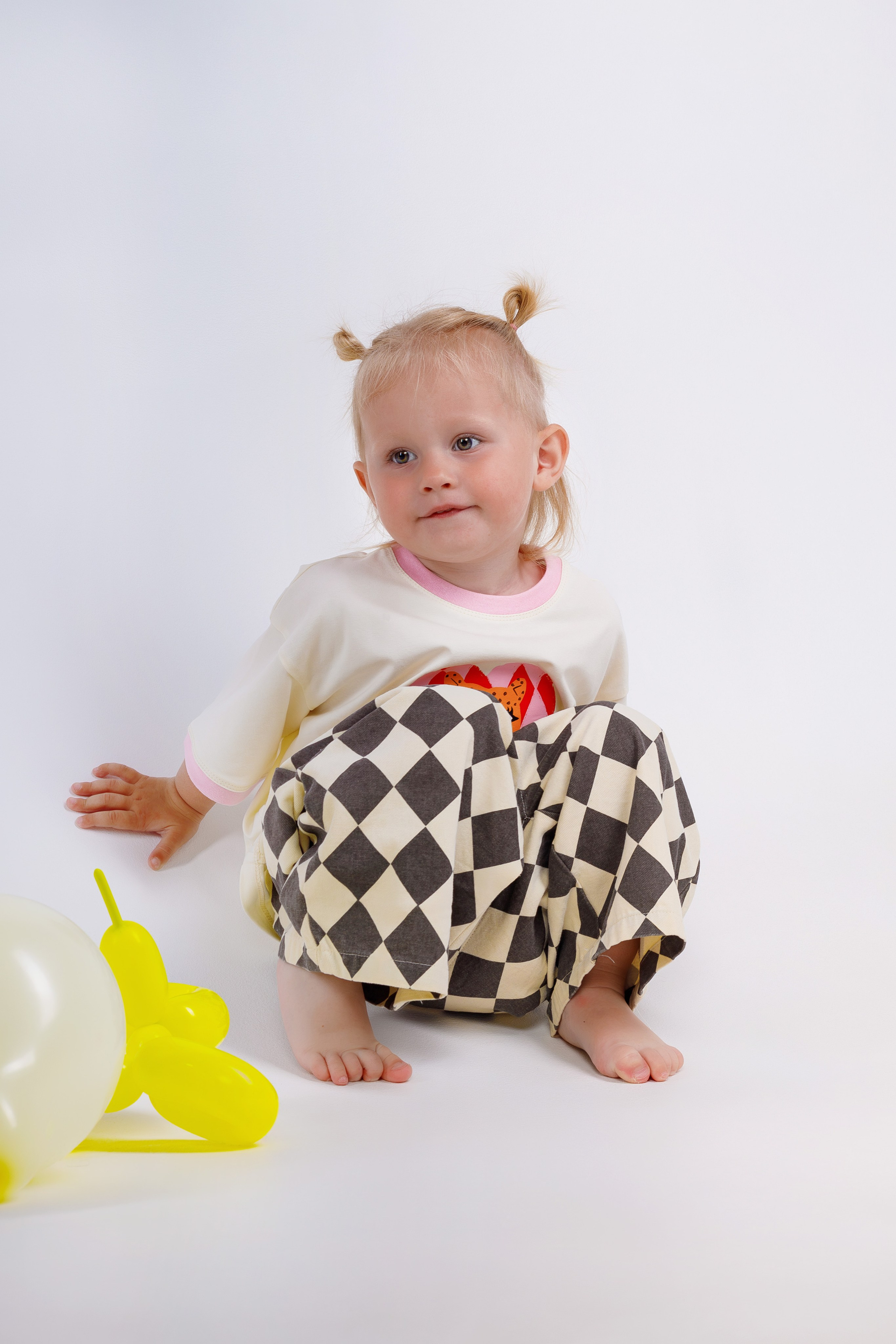 Детская фотосессия на 2 года в Сочи. Детский студийный фотограф Сочи