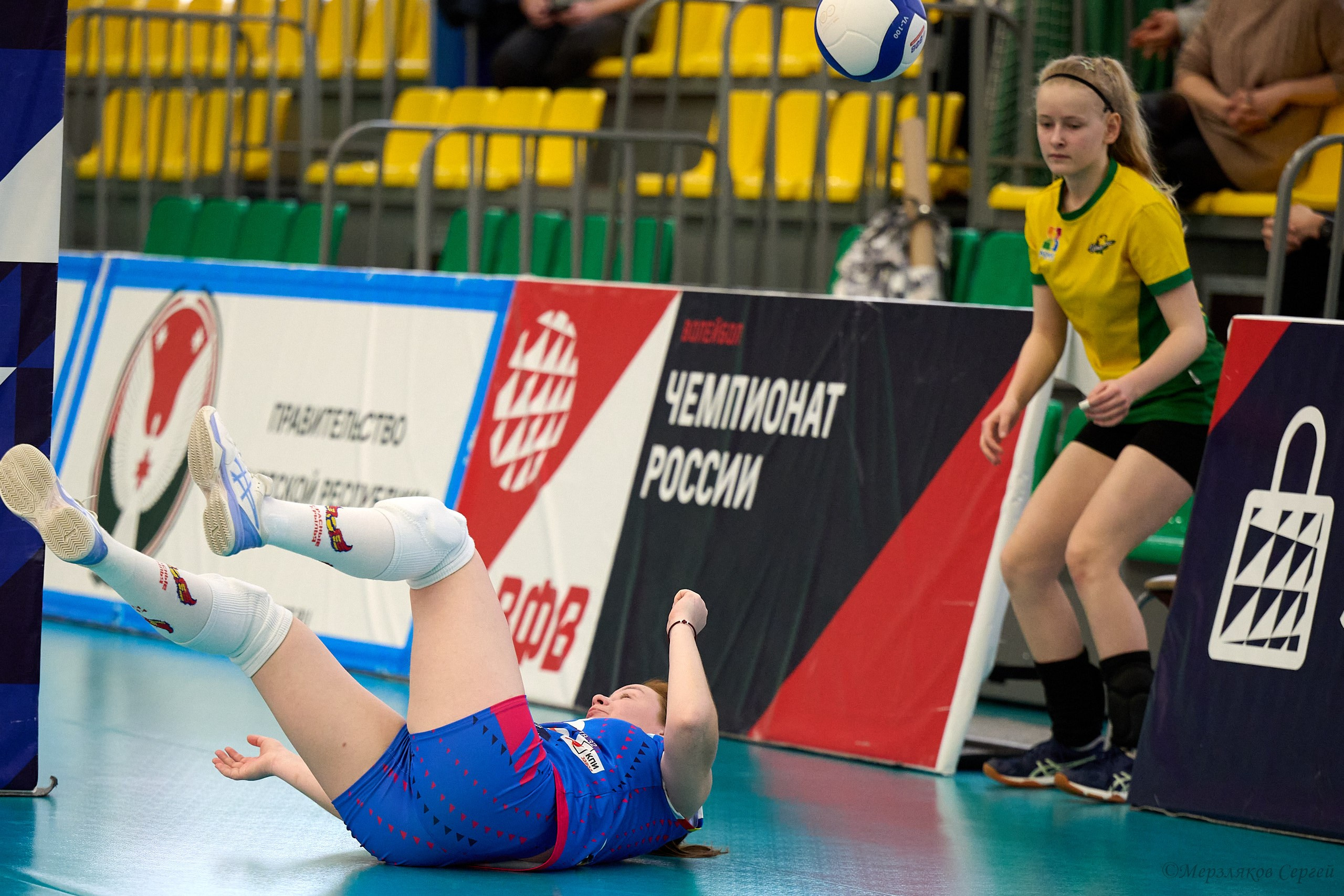 Волейбол Чемпионат России высшая лига «Б» Северянка-2 — Красные Крылья. Спортивный репортажный фотограф в Ижевске Сергей Мерзляков
