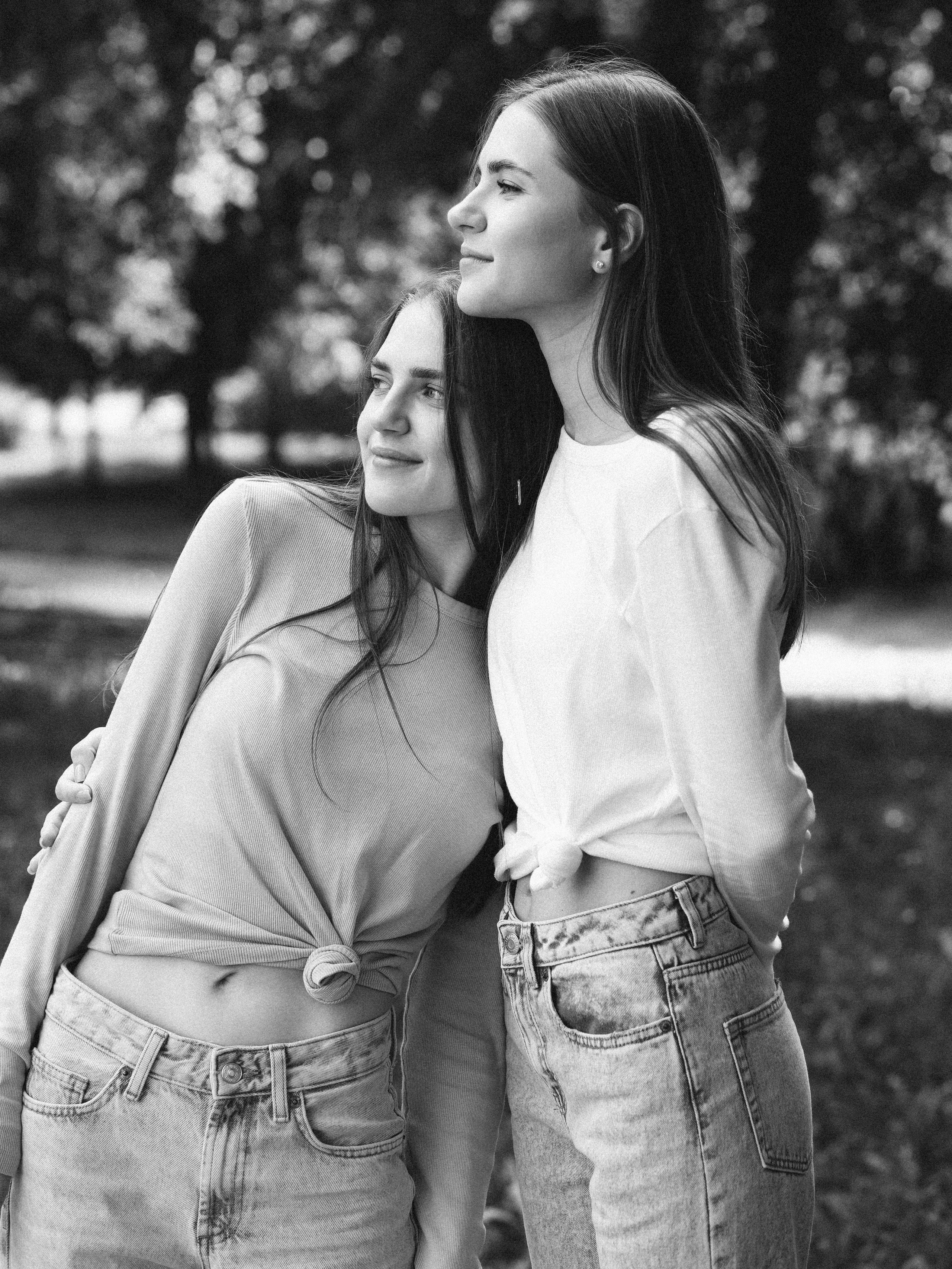 Полина и Алина. Главная