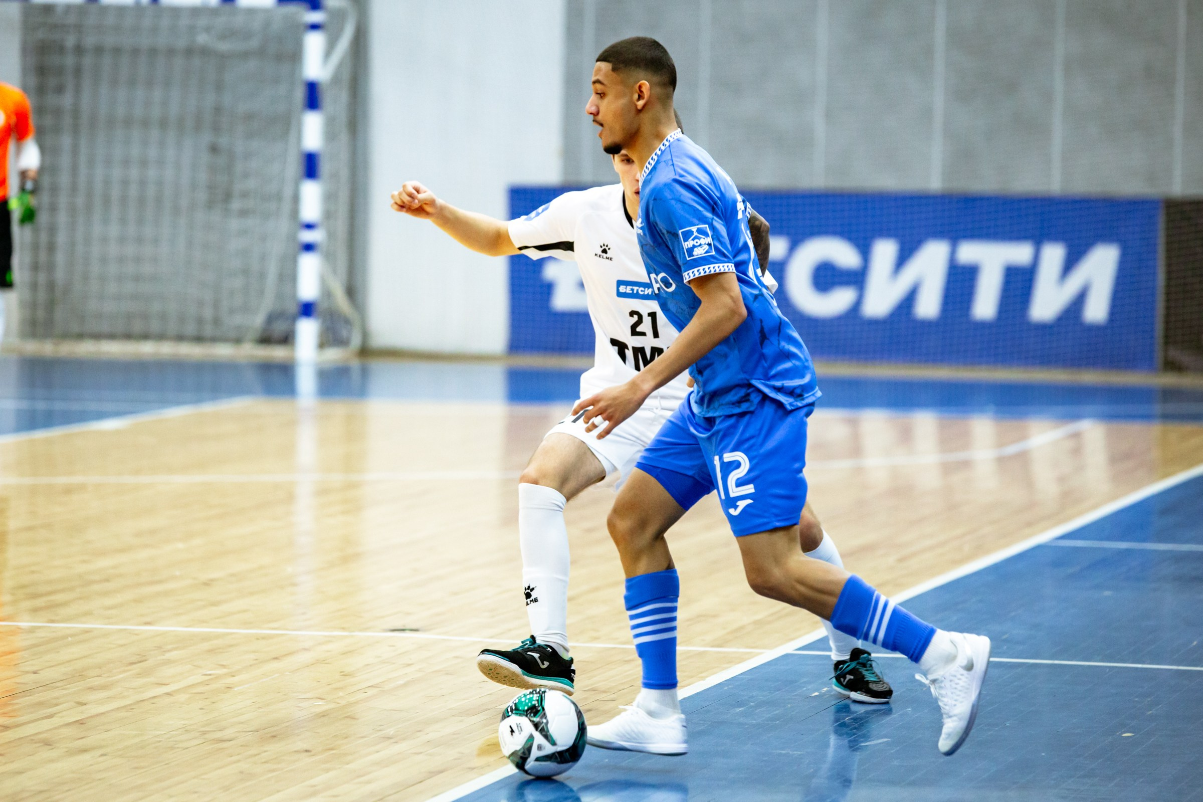 БЕТСИТИ Суперлига по футзалу | ИрАэро — Синара | 11.10.25. Фотограф в Иркутске Евгения Айвазова