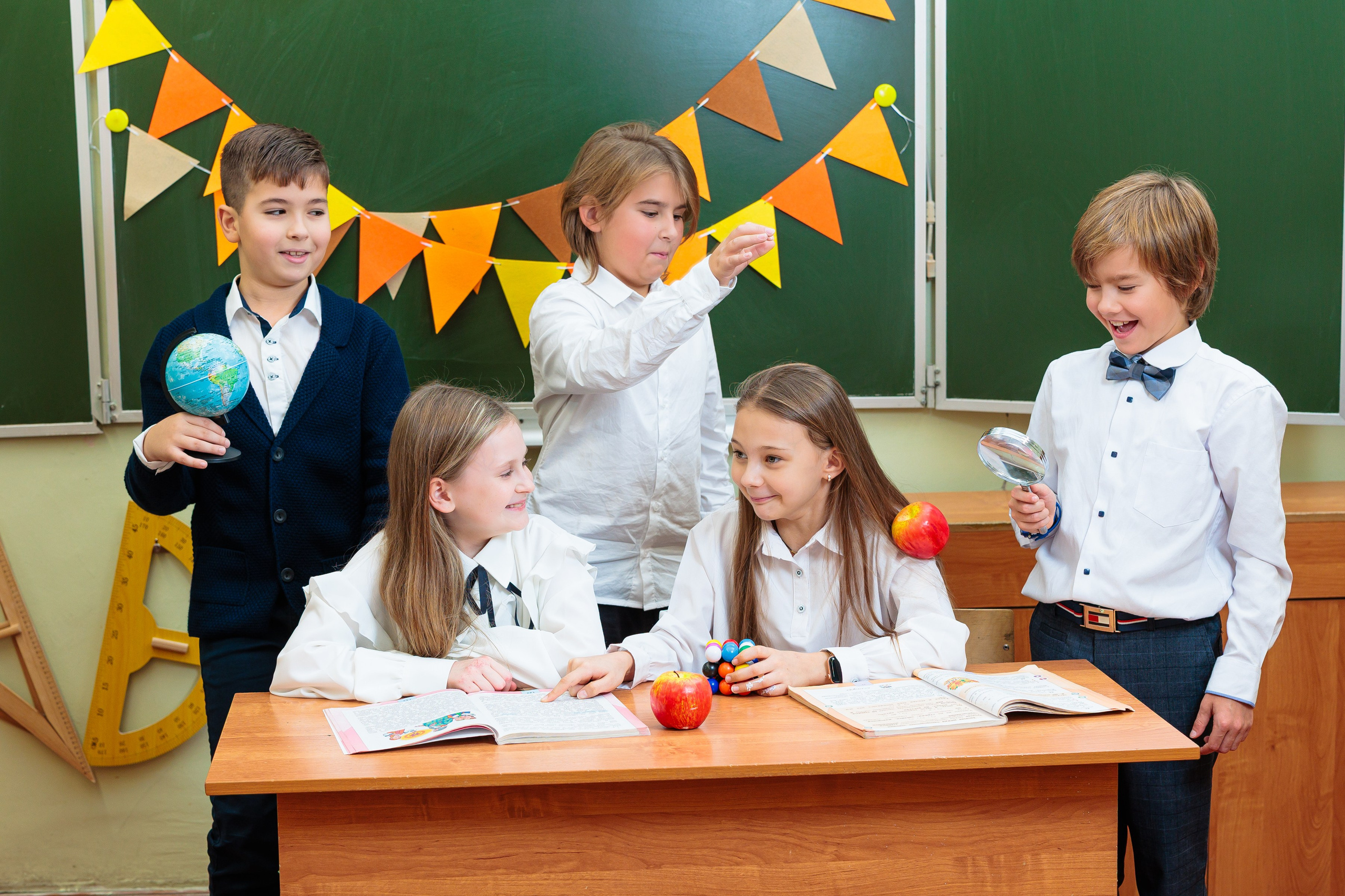 4 класс — общие в школе. Выпускные альбомы Чехов, выпускные альбомы