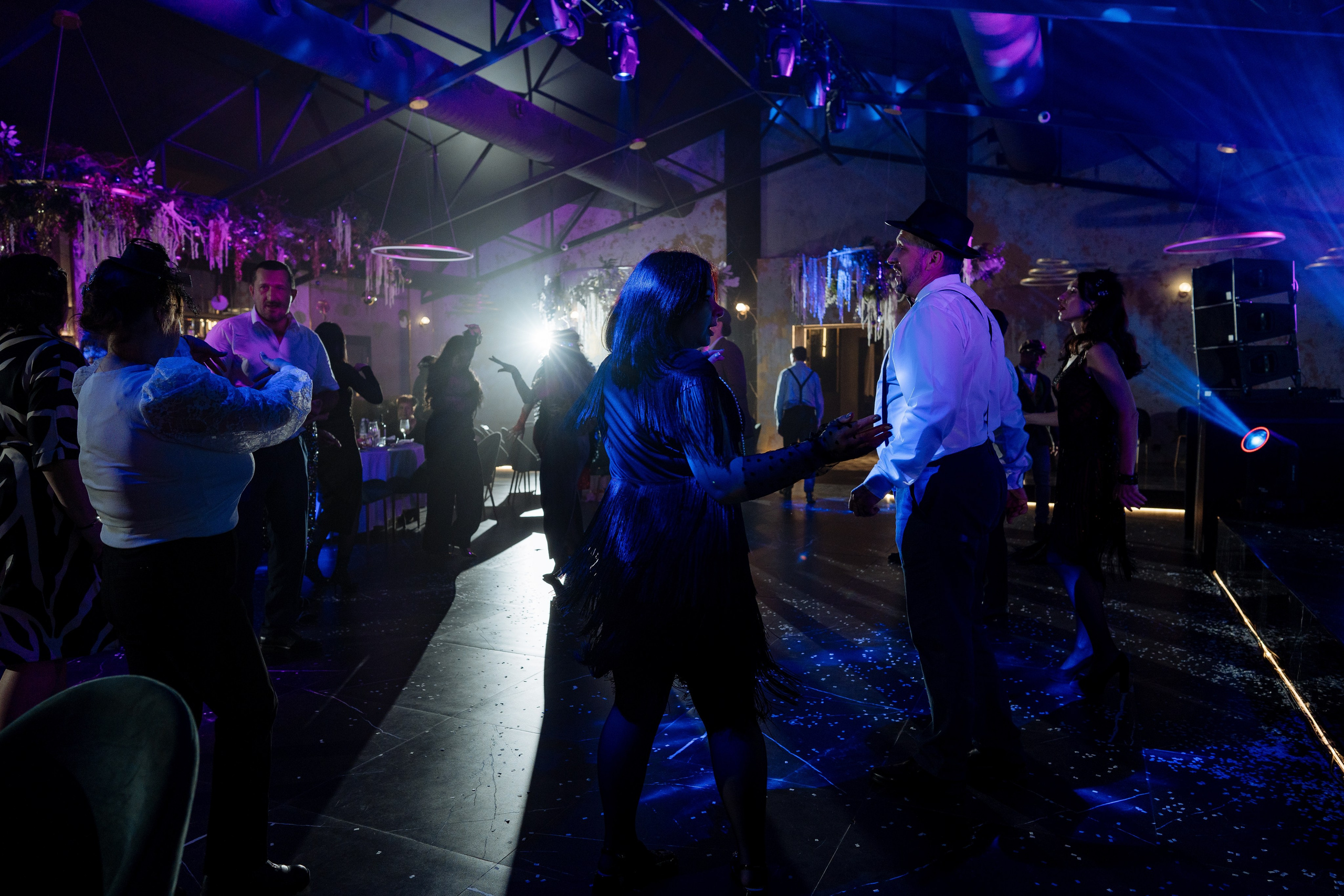 Альбион Тур