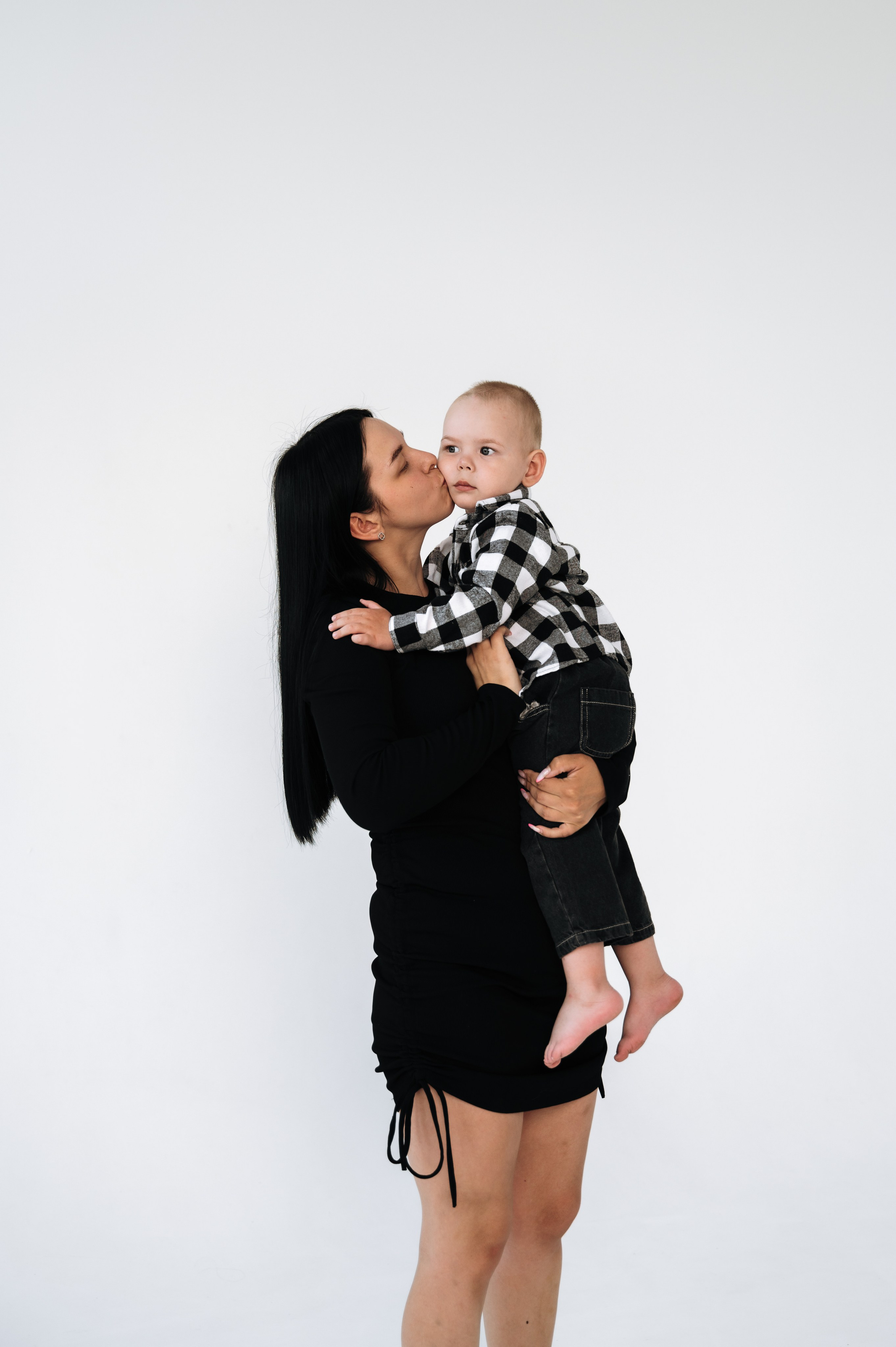 Фотосессия на день рождения мальчика 2 года. Портретный и семейный фотограф в Екатеринбурге Мария Чахеева