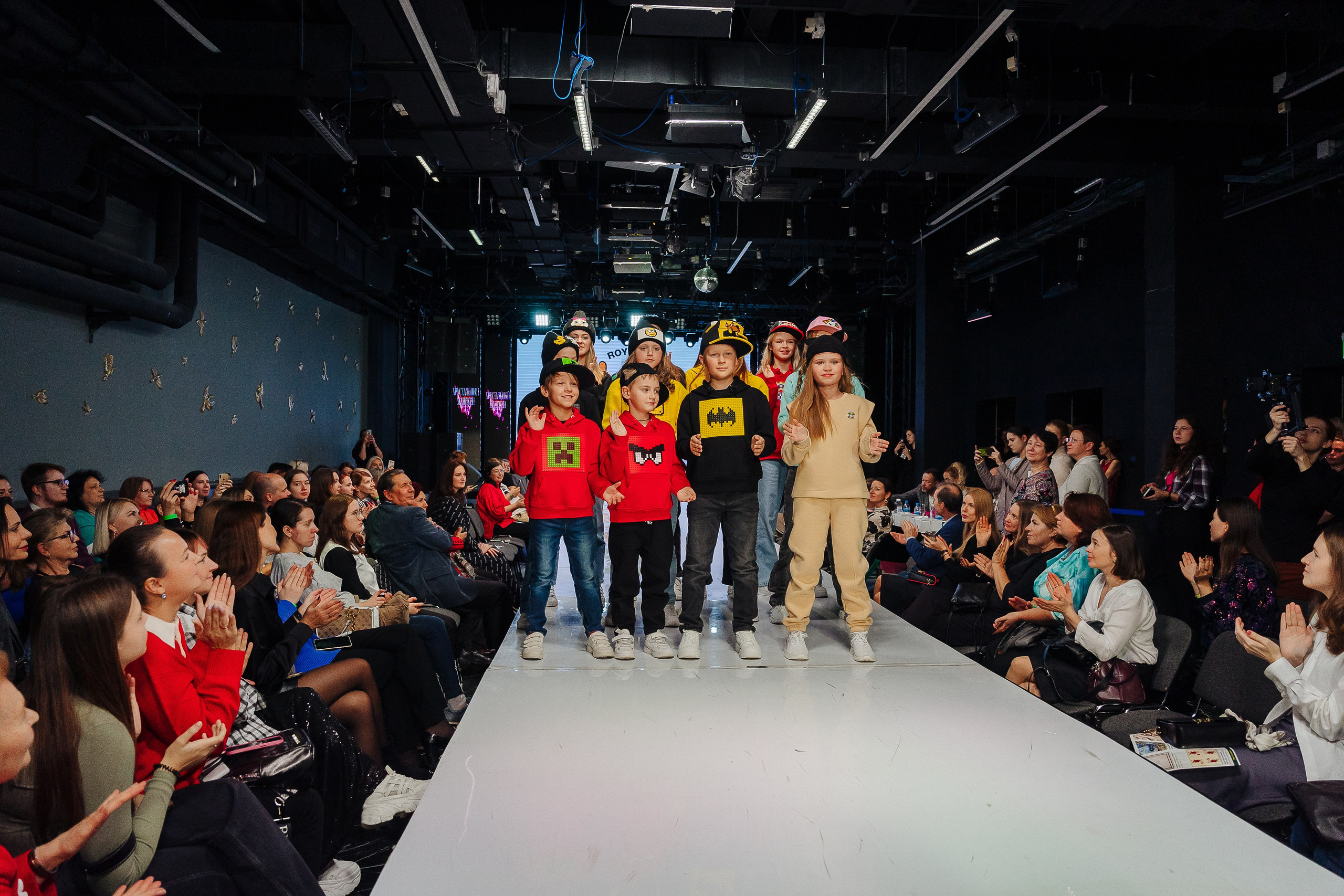 Хрустальный манекен (Москва). Свадебный, репортажный, семейный фотограф Елена Брюхова