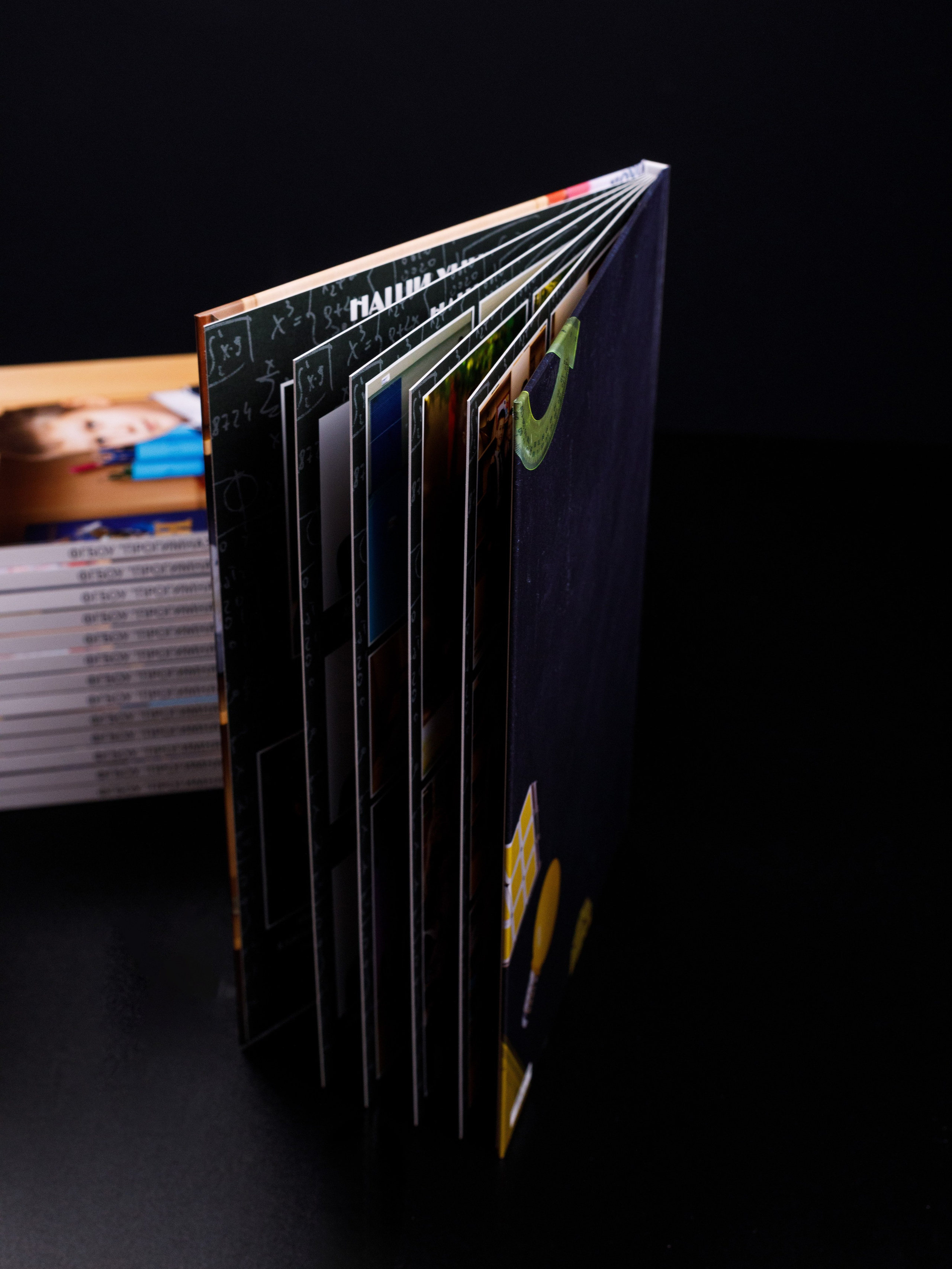 Выпускные фотоальбомы. Фотоателье и полиграфия | Красивые фотосессии, сувениры с фото | Ремонт смартфонов, ноутбуков и техники в Коломне Zinovyev Team