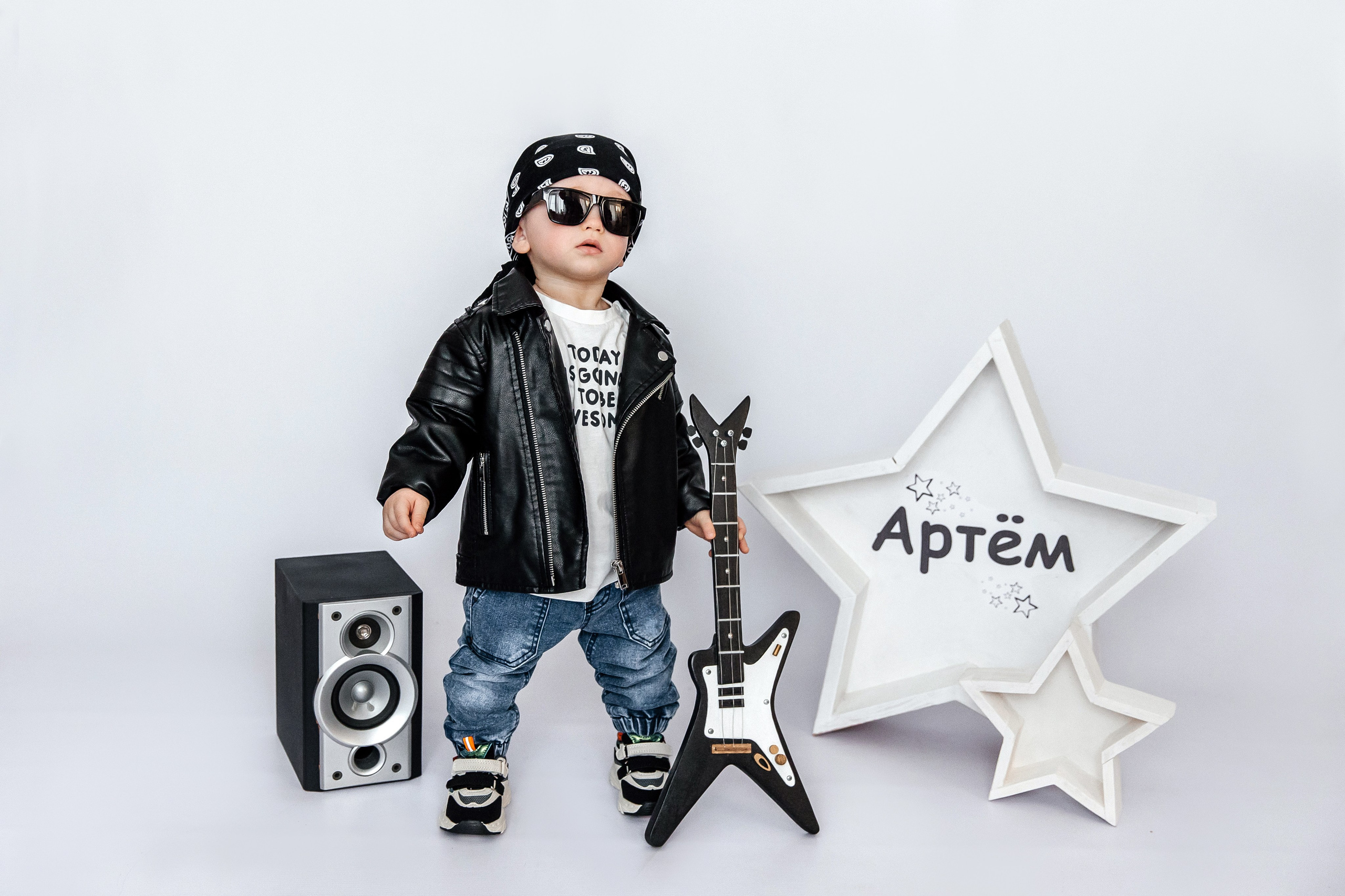 Гитара. Детский фотограф, выпускные альбомы в Нижнем Новгороде Бодягина Мария