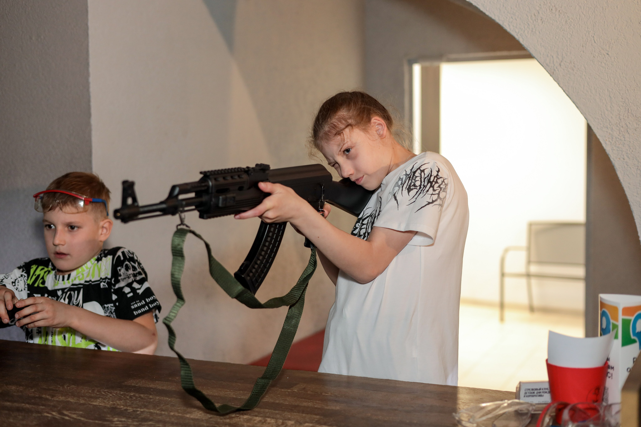 День рождение в стрелковом клубе. Фотограф Надршина Лилия