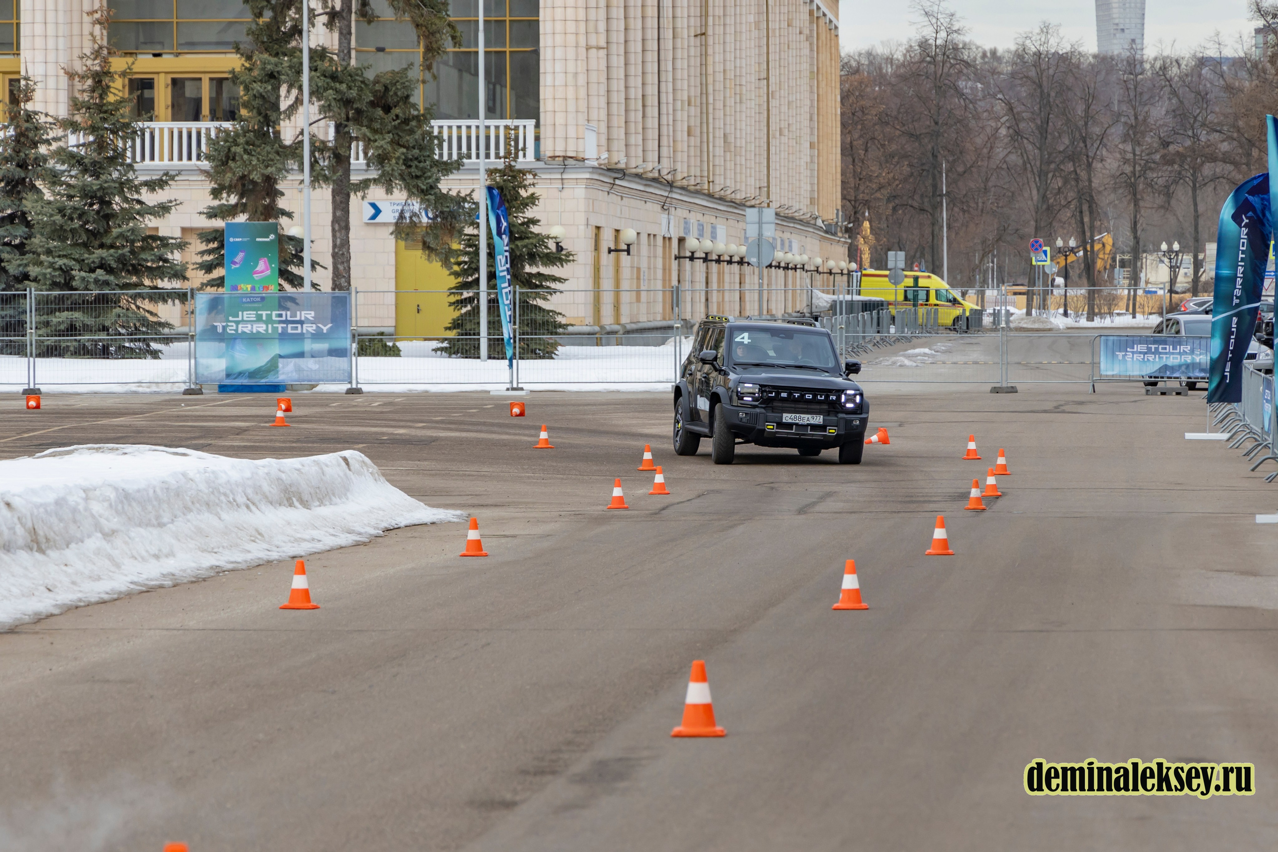 Тест драйв jetour t2. Репортажный, семейный и студийный фотограф в Москве Демин Алексей