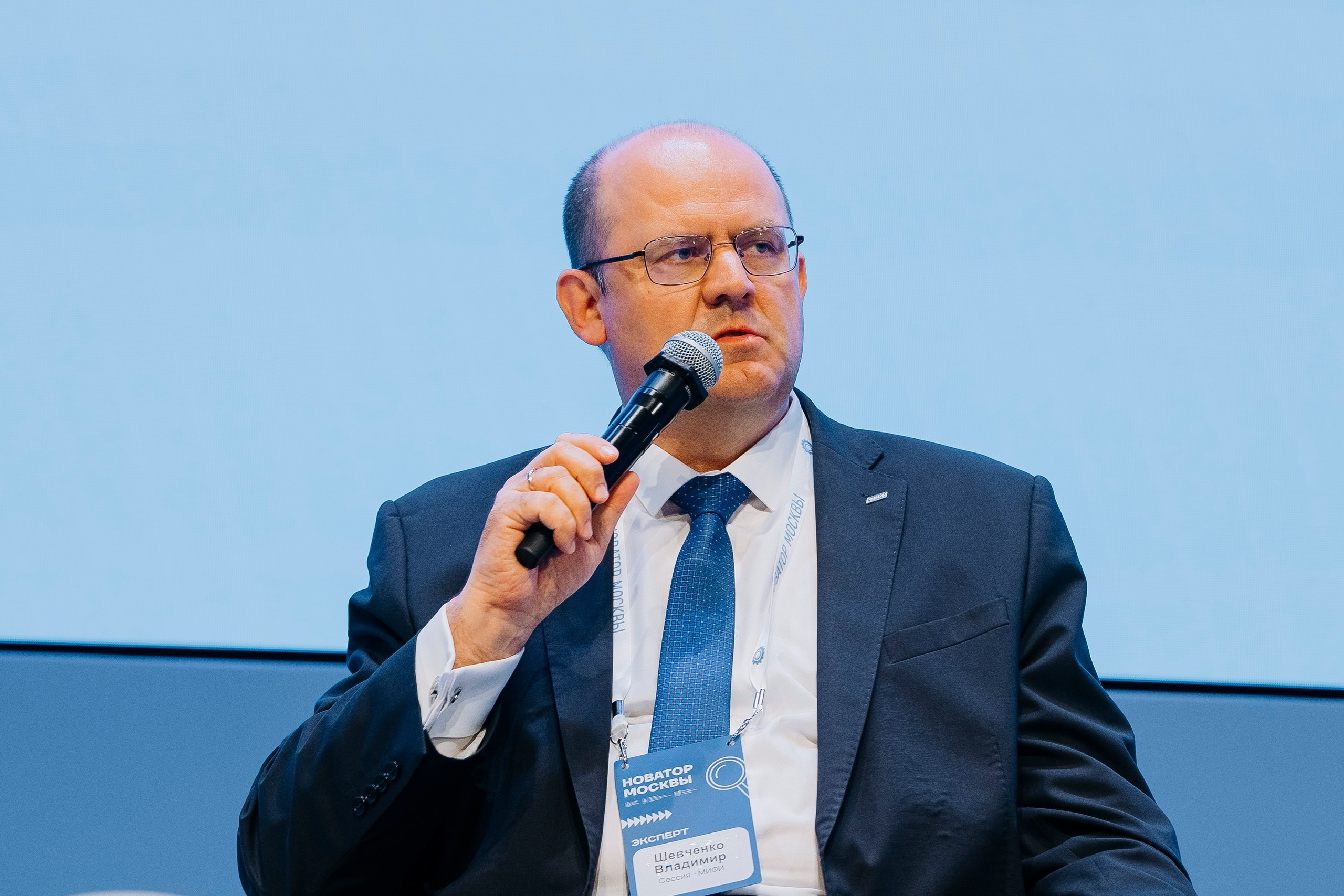 «Новатор Москвы» 2025. Профессиональный портретный фотограф в Москве Владимир Глаголев