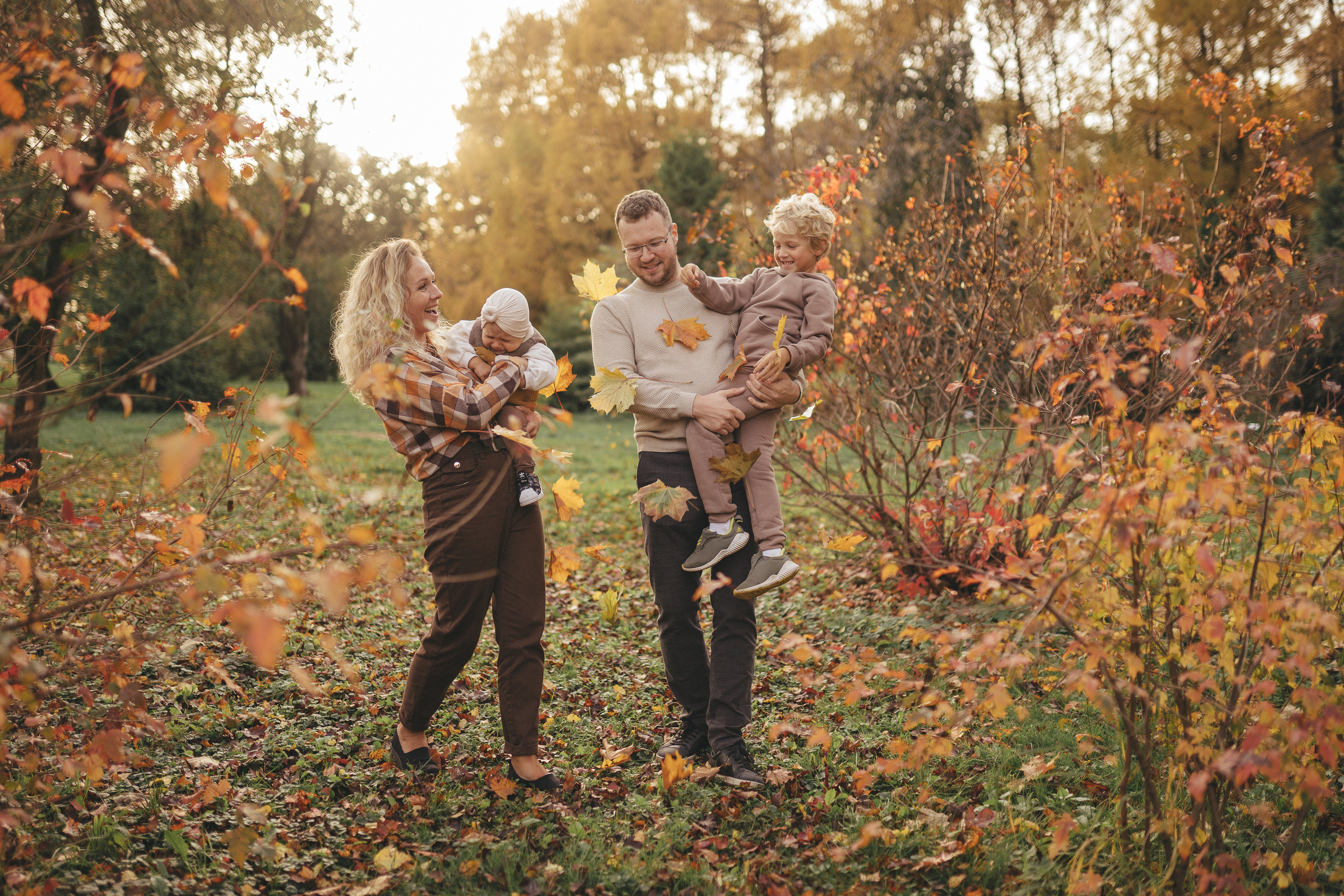 Осень в Ботаническом саду. Фотограф Москва Семейные фотосессии Детские фотосессии