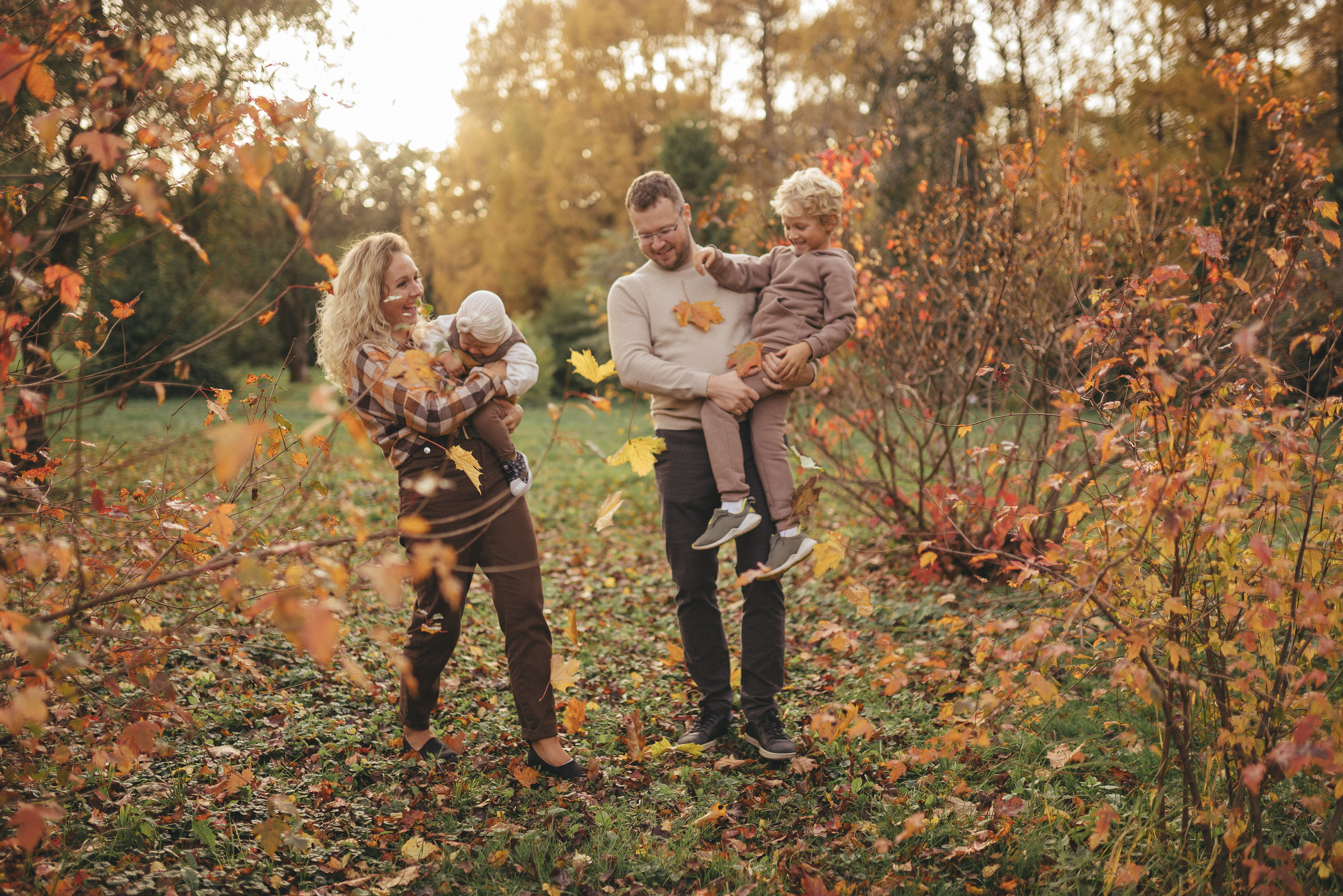 Осень в Ботаническом саду. Фотограф Москва Семейные фотосессии Детские фотосессии