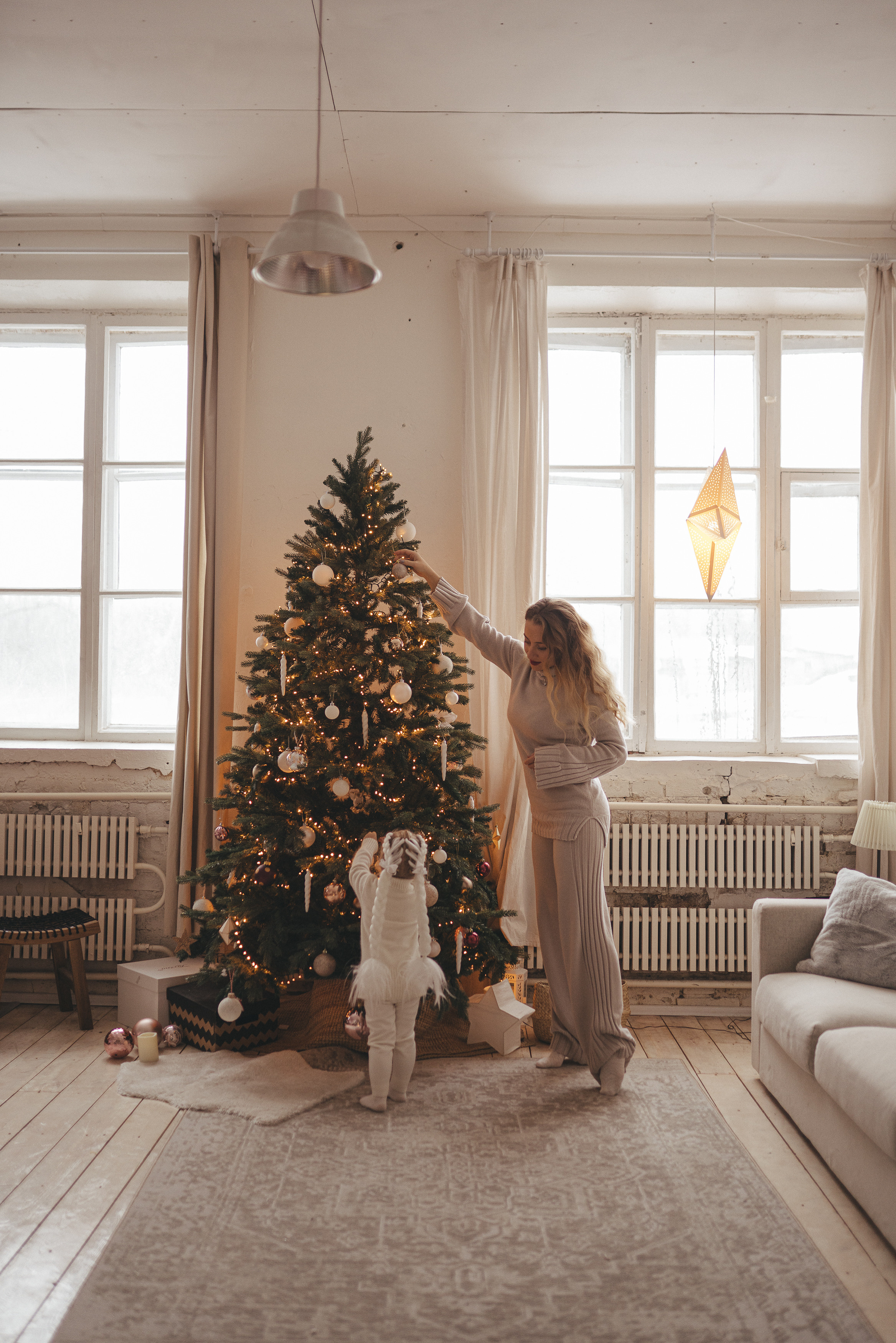 Серафима и Виталина на Новый год. Фотограф Москва Семейные фотосессии Детские фотосессии