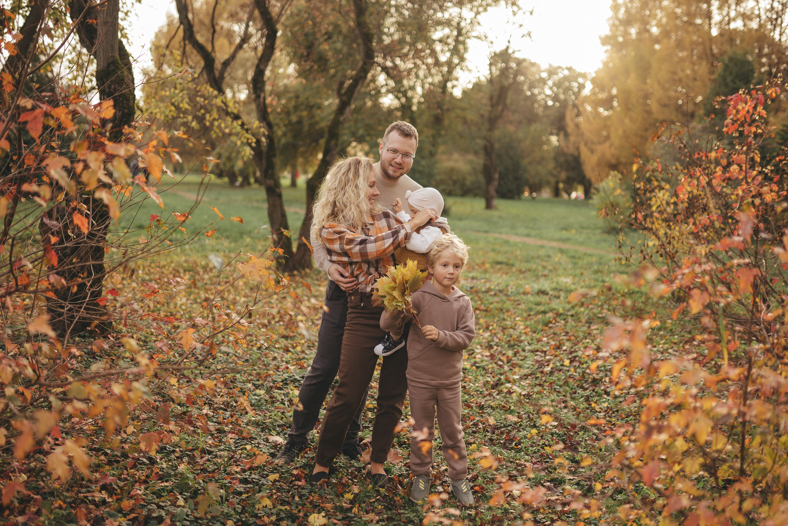 Осень в Ботаническом саду. Фотограф Москва Семейные фотосессии Детские фотосессии