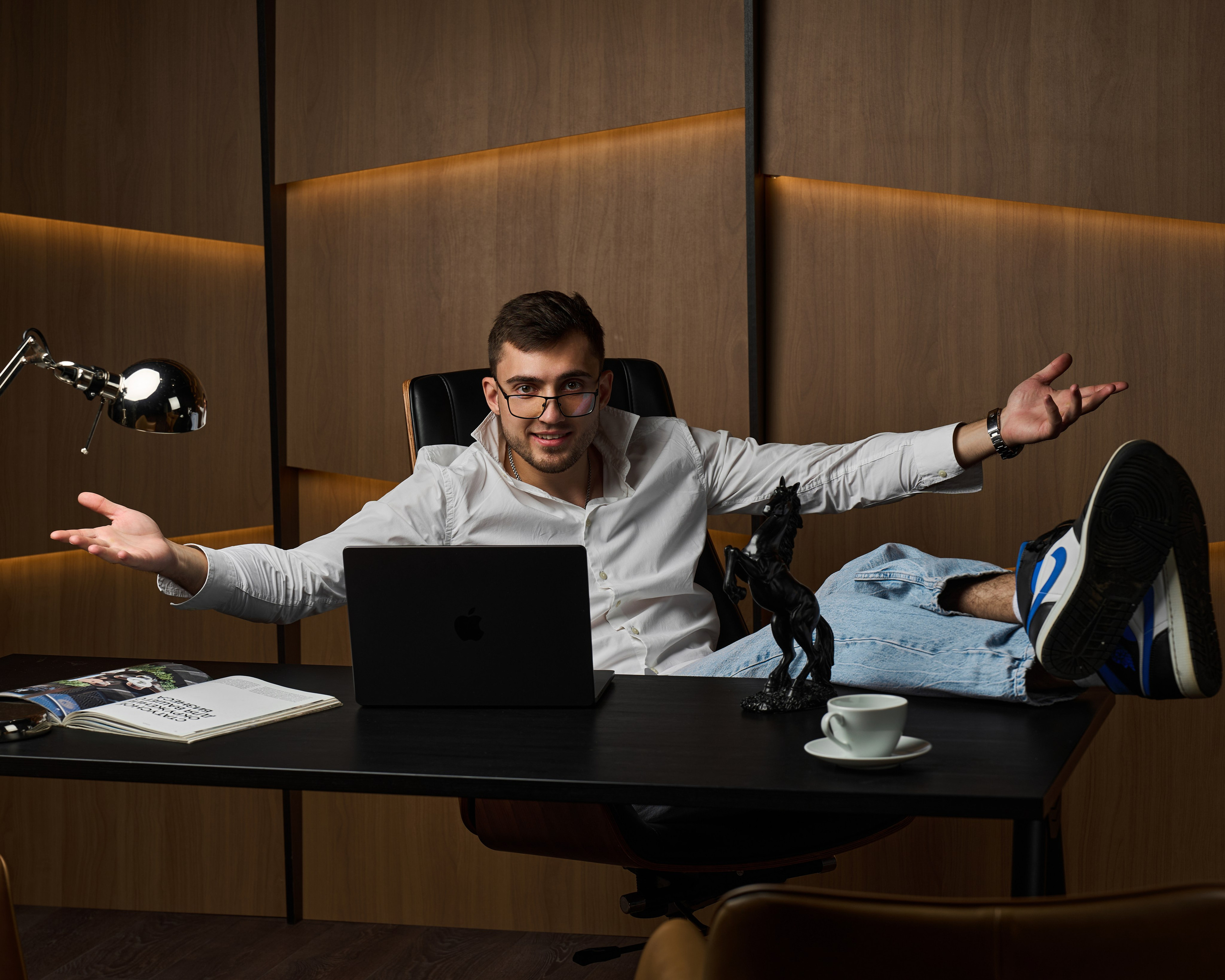 Офисная фотосессия. Kurbanov content maker