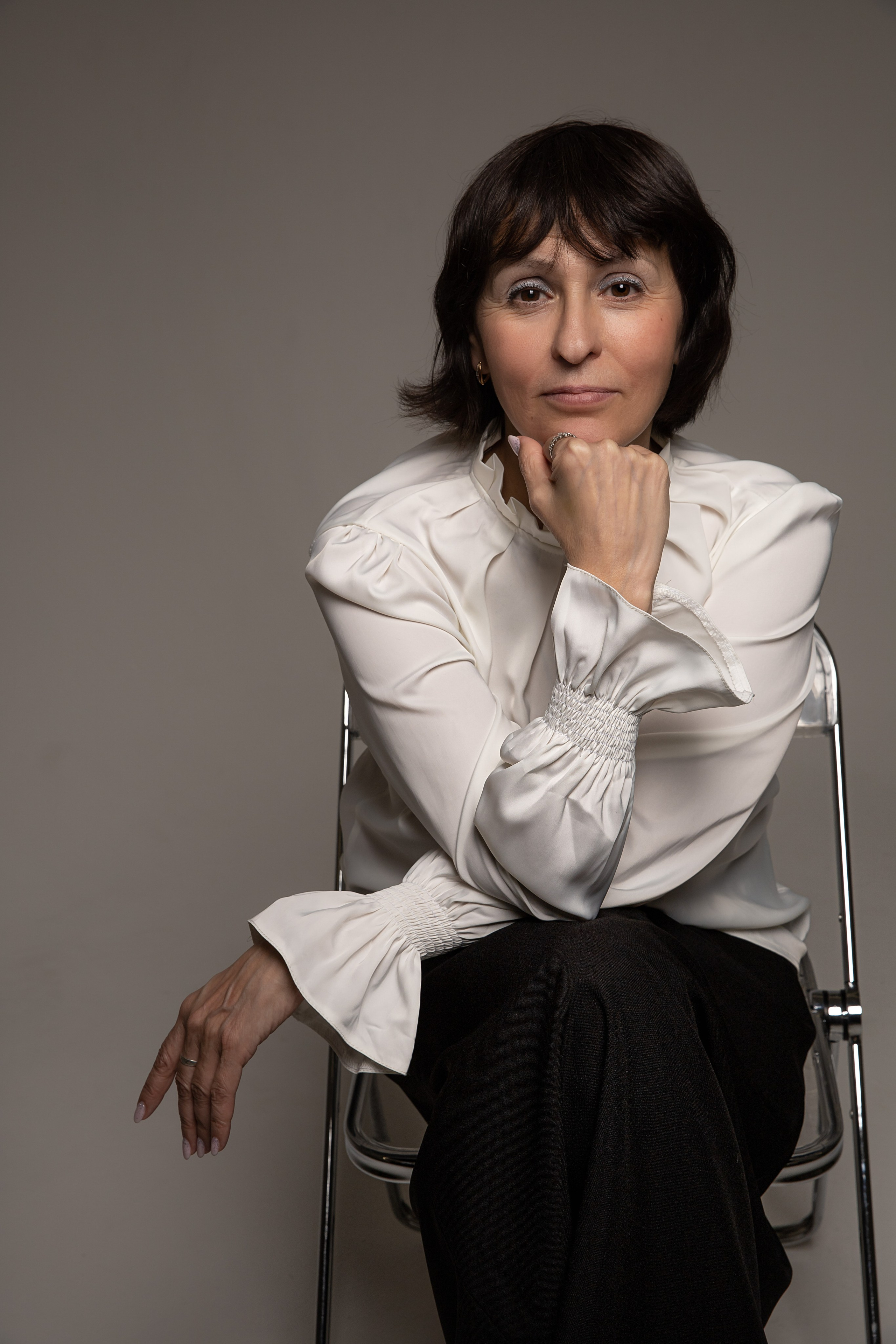 Сабина. ФОТОГРАФ РАДОСТИ Фотосессия в студии СПб. Портретный фотограф — Юрий Торлопов