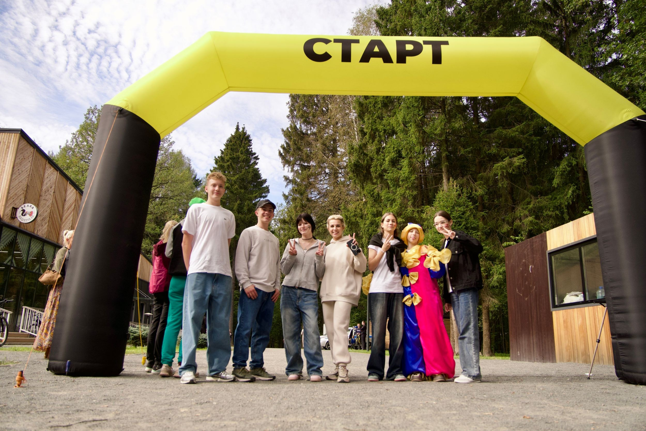 Забег в парке «Дубки». Кафе «БЕЛКА НАШЕПТАЛА». Ну оооочень концептуальное кафе