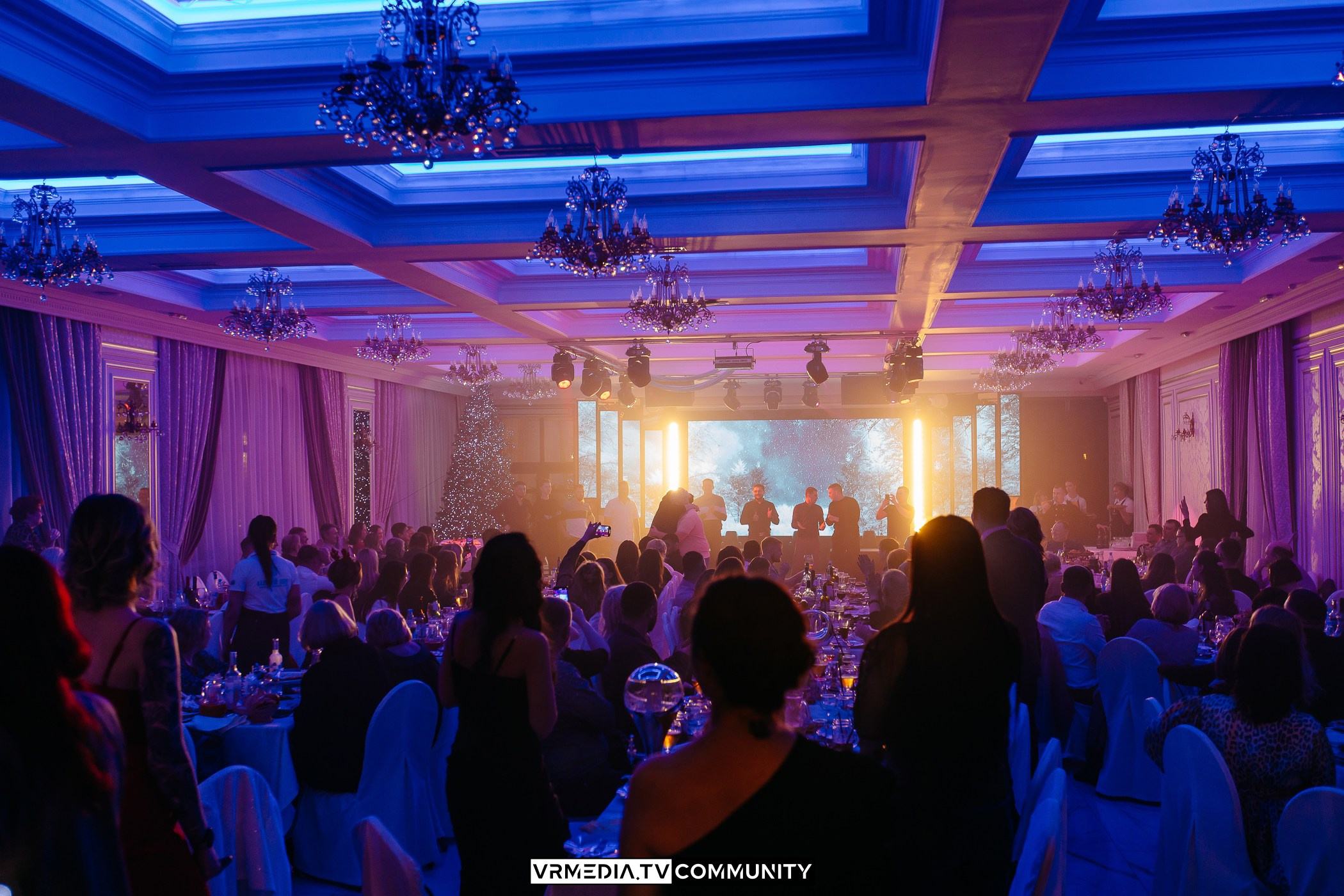 Мюзикл «12 Месяцев» в ресторане «Лазурный берег»