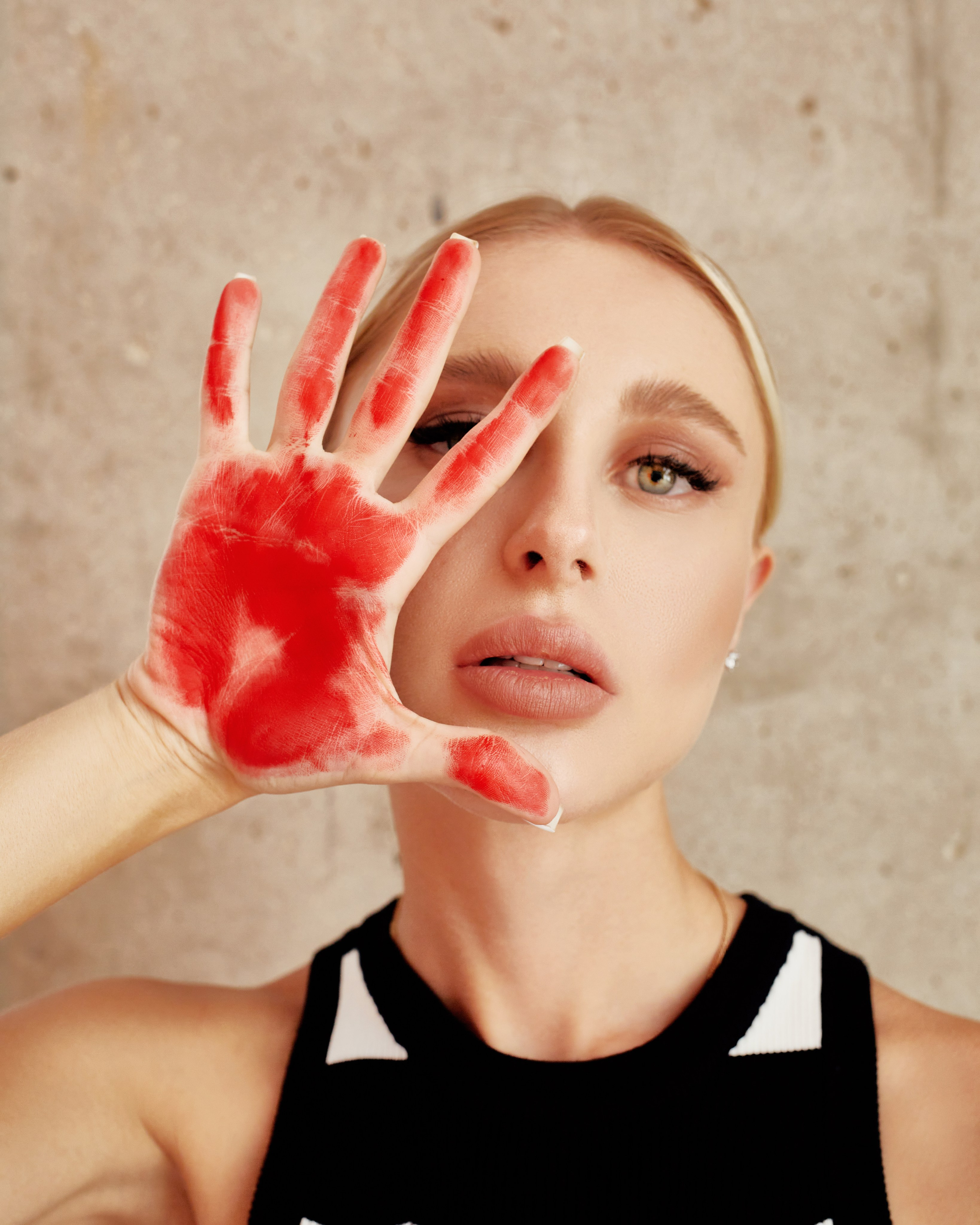 ROBOROCK. Фотограф Sasha Saunder