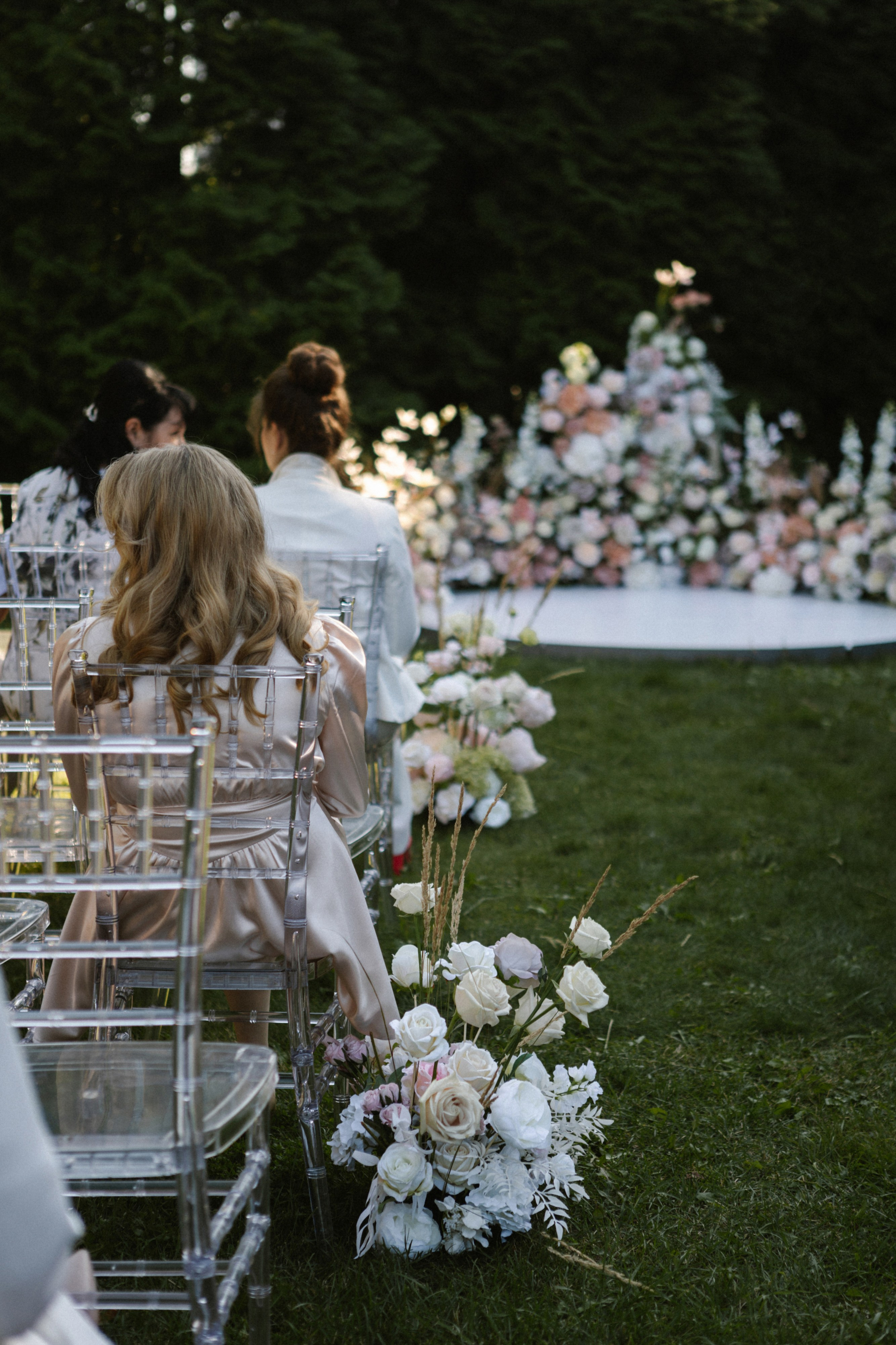 Вика и Ваня. Эстетичный свадебный репортаж в любом городе страны