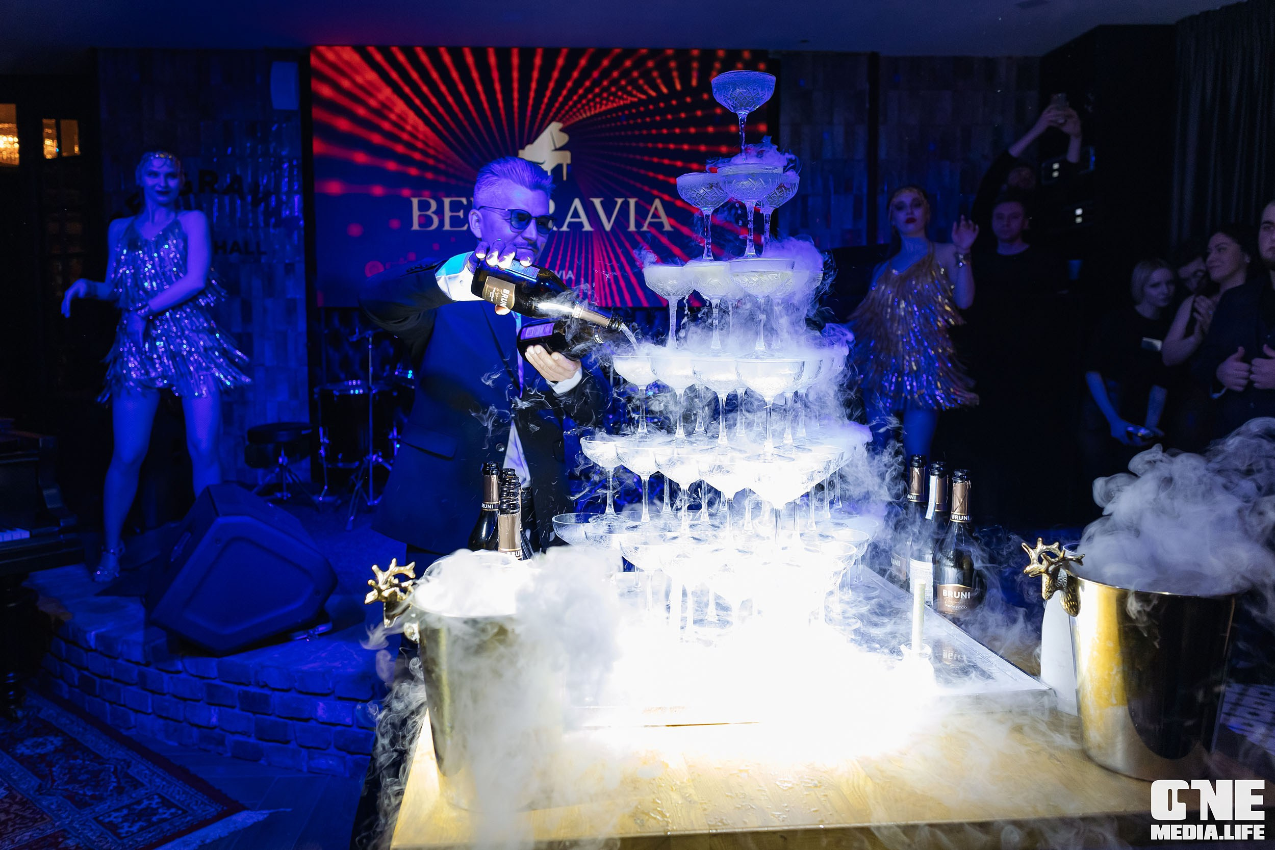 Фоторепортаж из караоке-клуба Белгравия. One Media Life: фоторепортажи, фотоотчеты с мероприятий и заведений