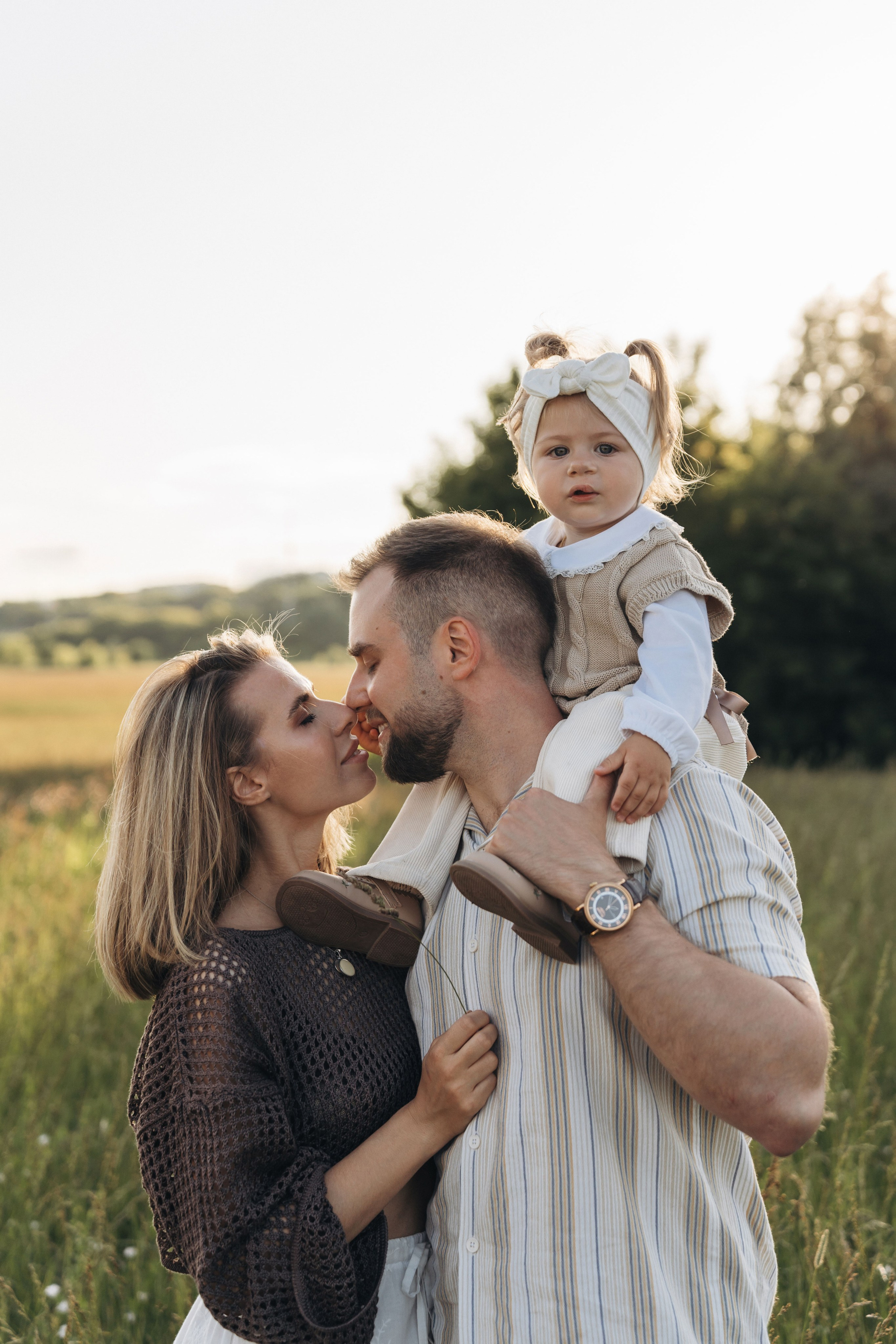 На машине загород. Ваш фотограф Вика Артемова