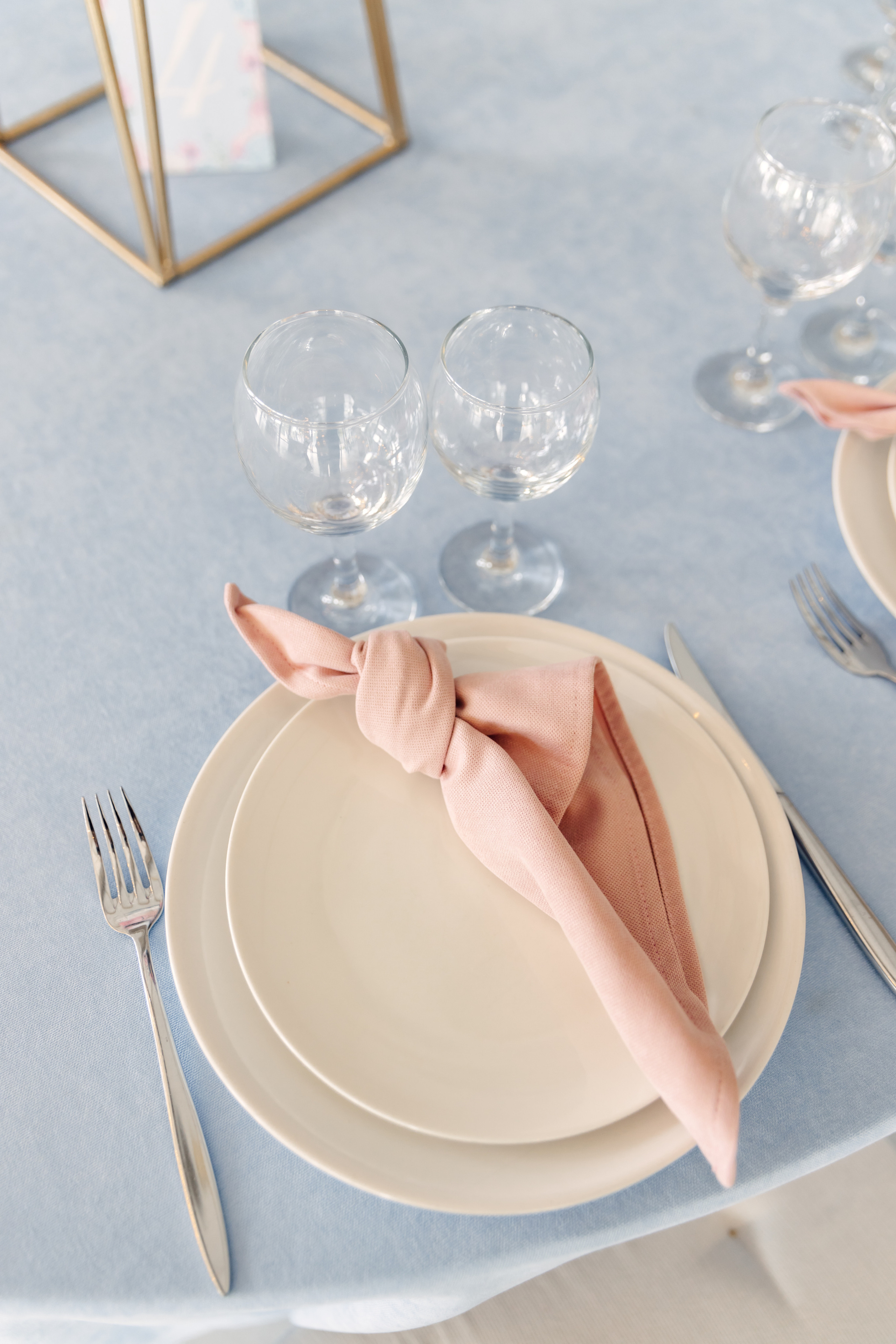 Иван и Валерия. Главная