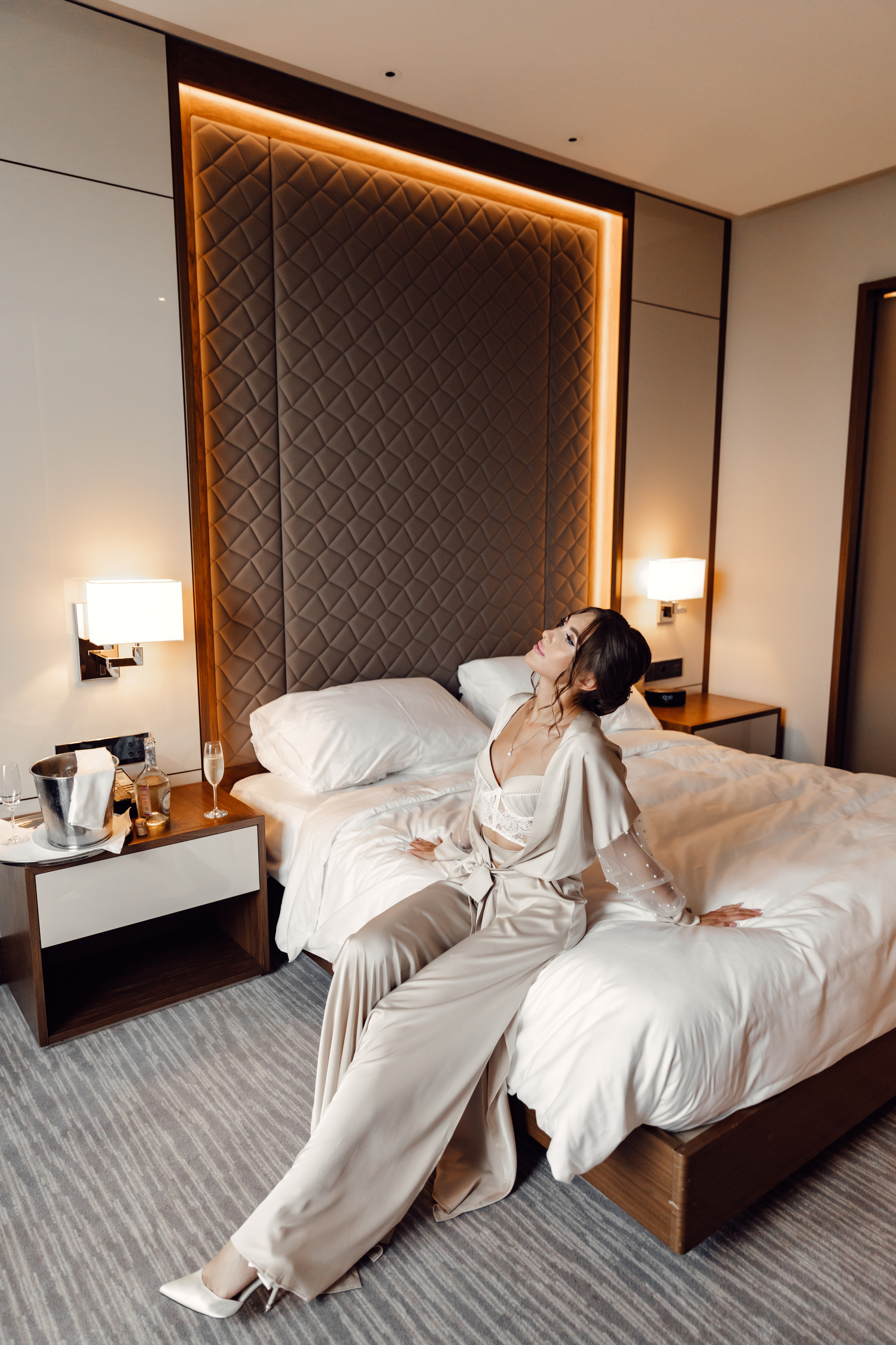 Иван и Валерия. Главная