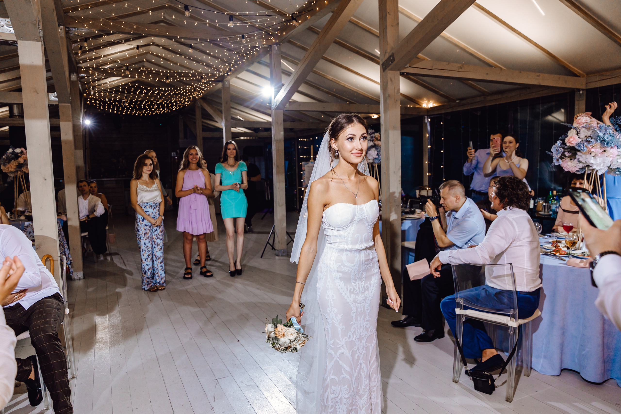 Иван и Валерия. Главная