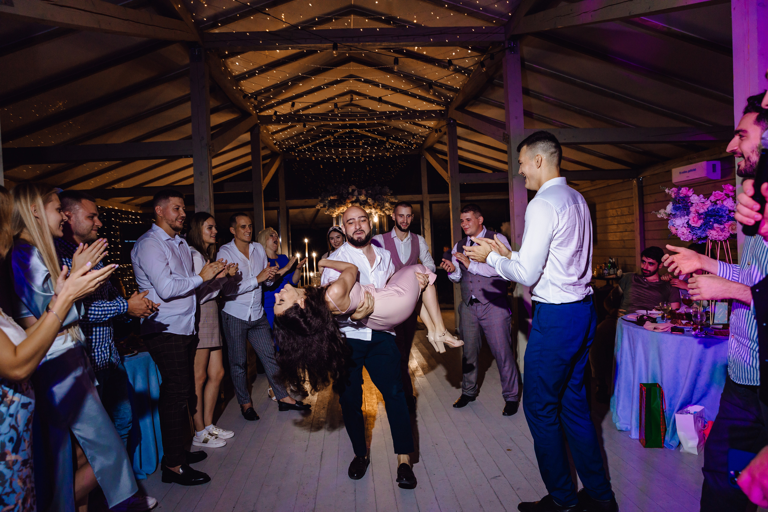 Иван и Валерия. Главная