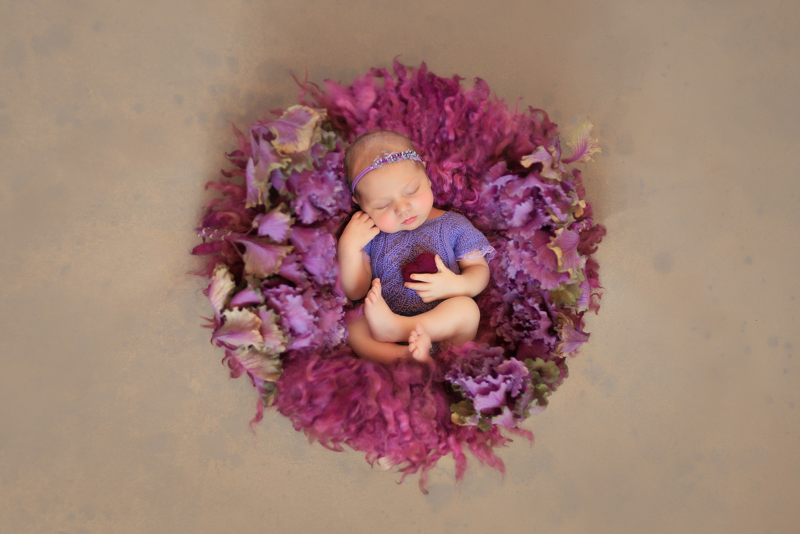 Новорожденные. Фотограф новорожденных беременных в Тюмени Ткачук Татьяна