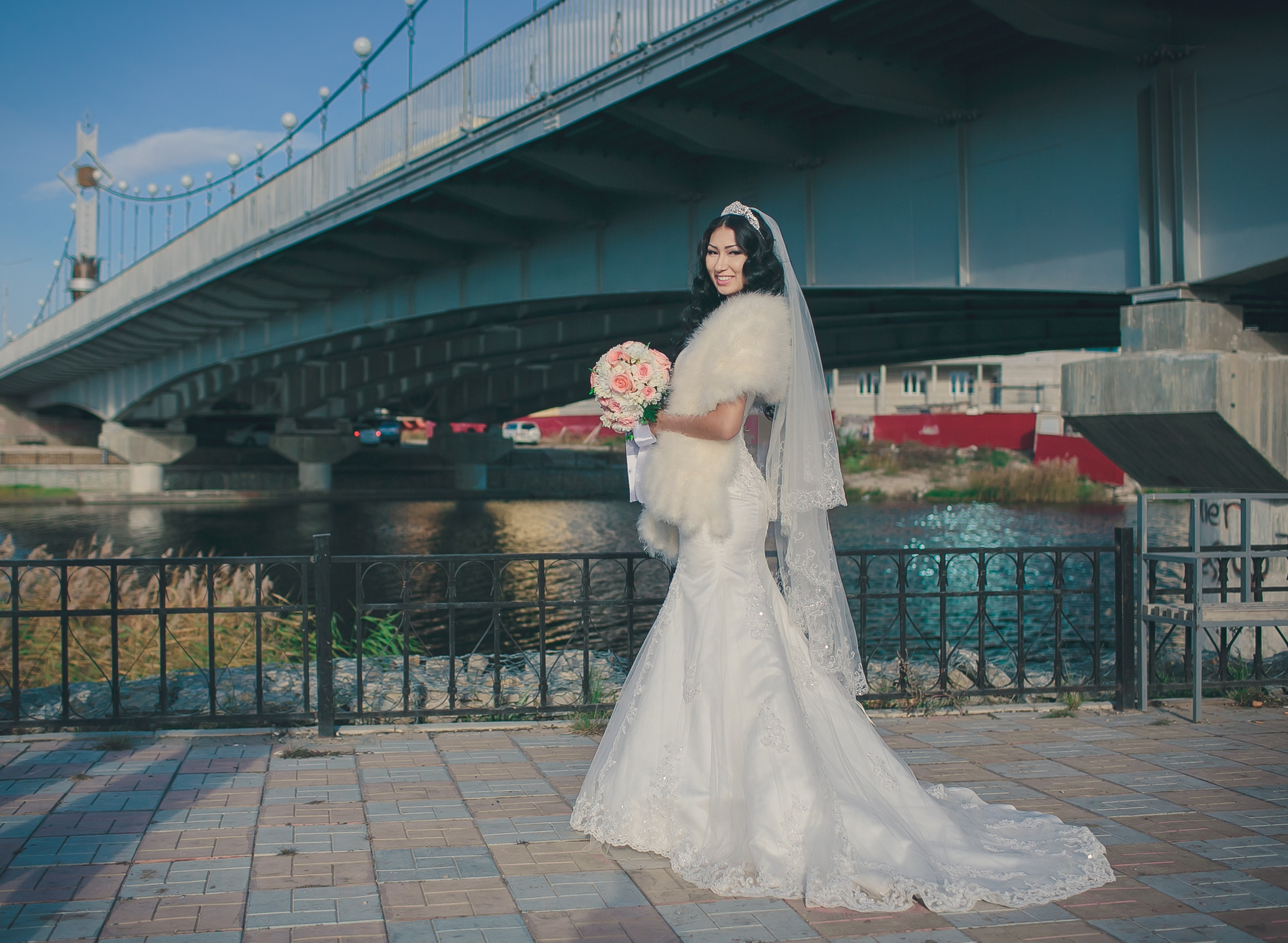 Летнее свадебное фото. Фотограф Надежда Куин, Якутск