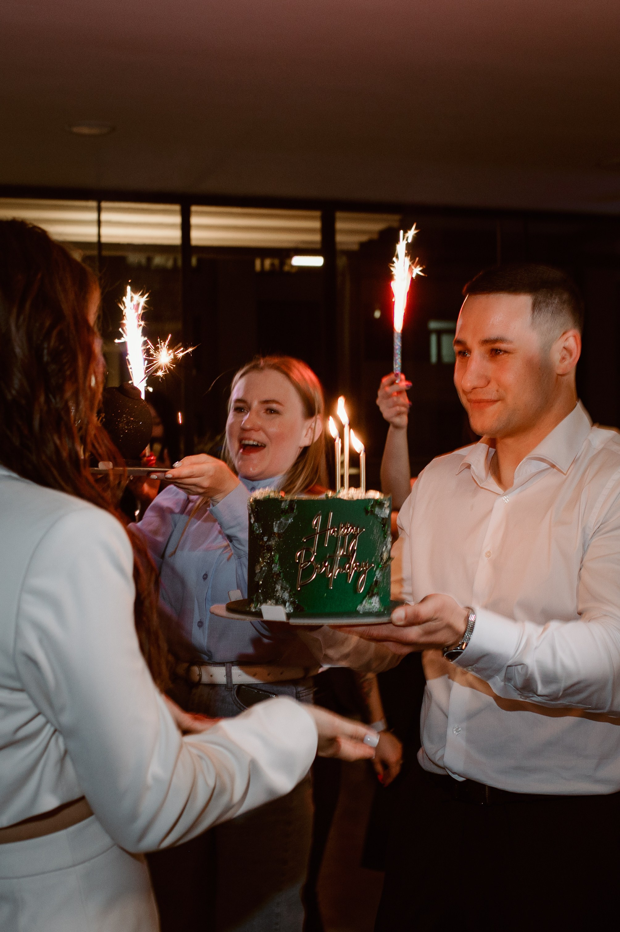 Ресторан. День рождения. Атмосфера. Свадебный фотограф Константинова Елена