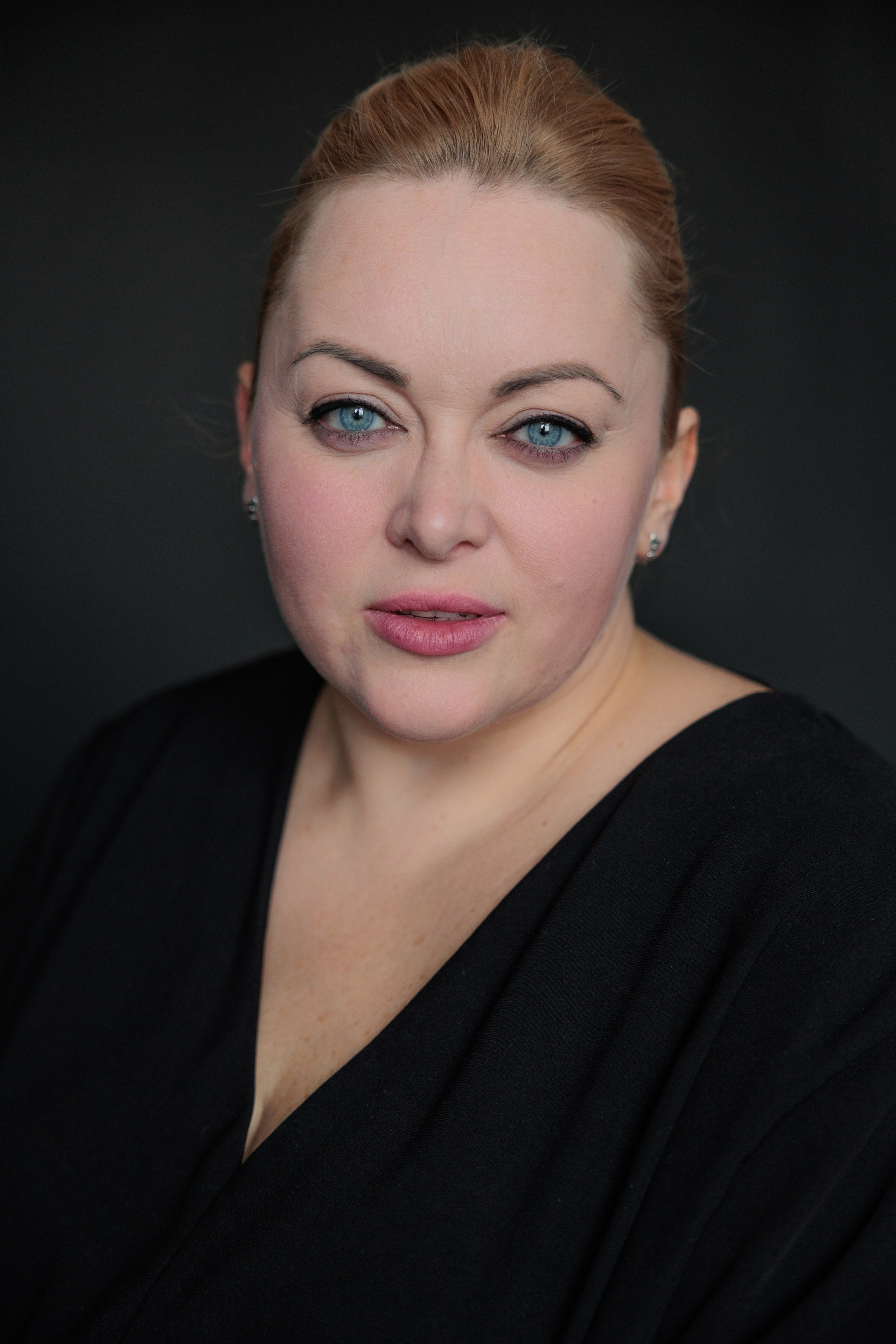 ОЛЕСЯ. Я фотограф из Москвы к Вашим услугам