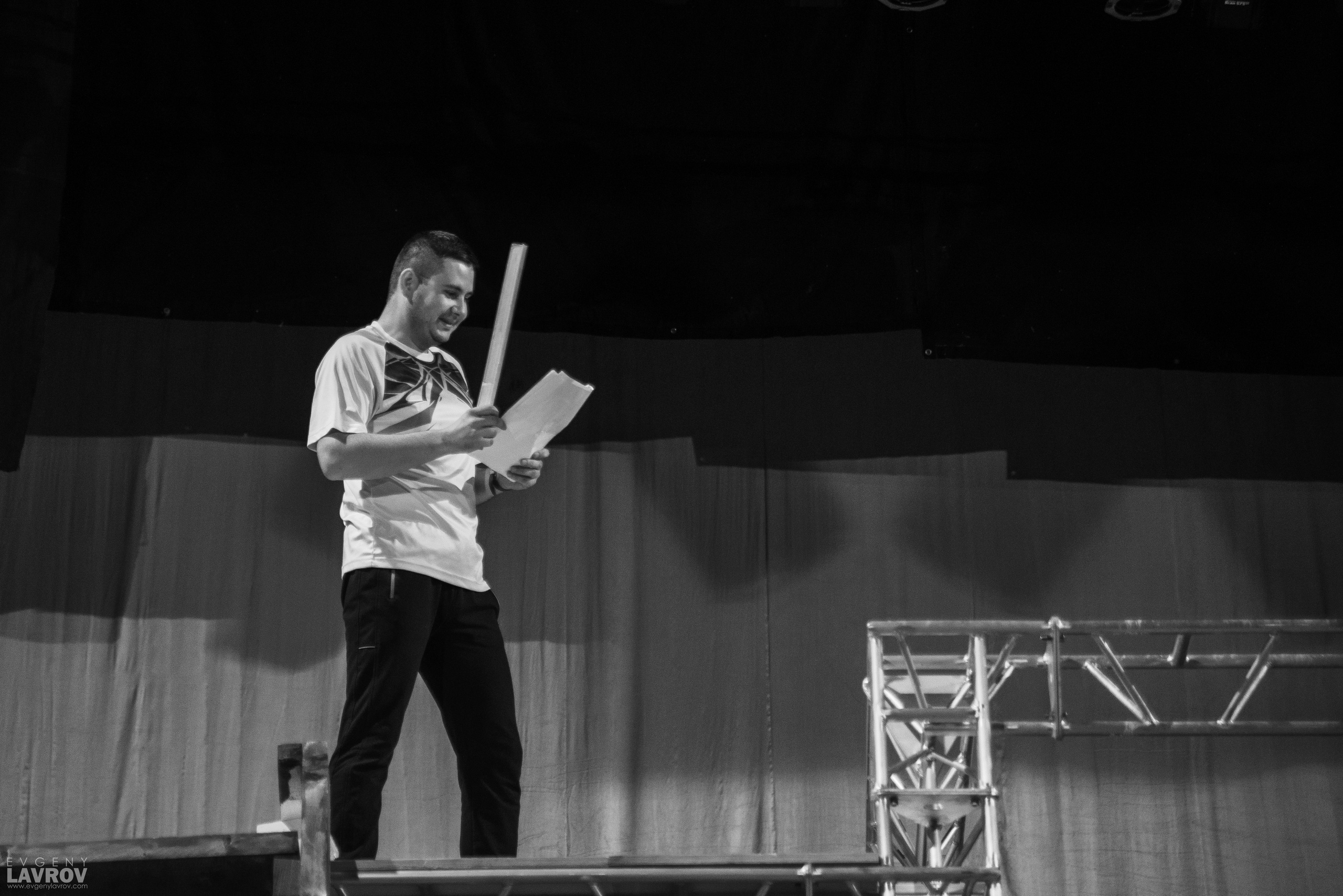 СЦЕНА (Backstage). Фотограф и видеограф в Москве и МО — Евгений Лавров