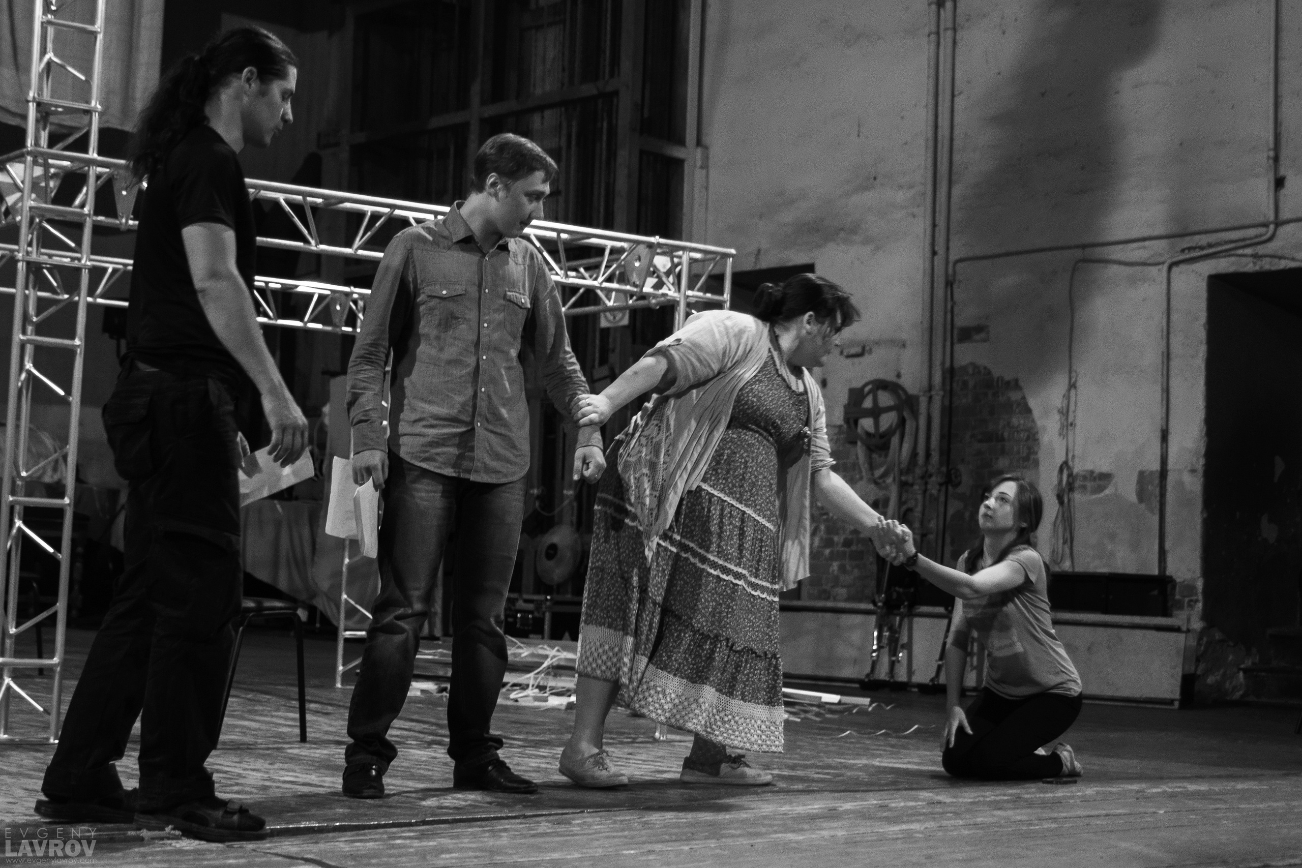 СЦЕНА (Backstage). Фотограф и видеограф в Москве и МО — Евгений Лавров